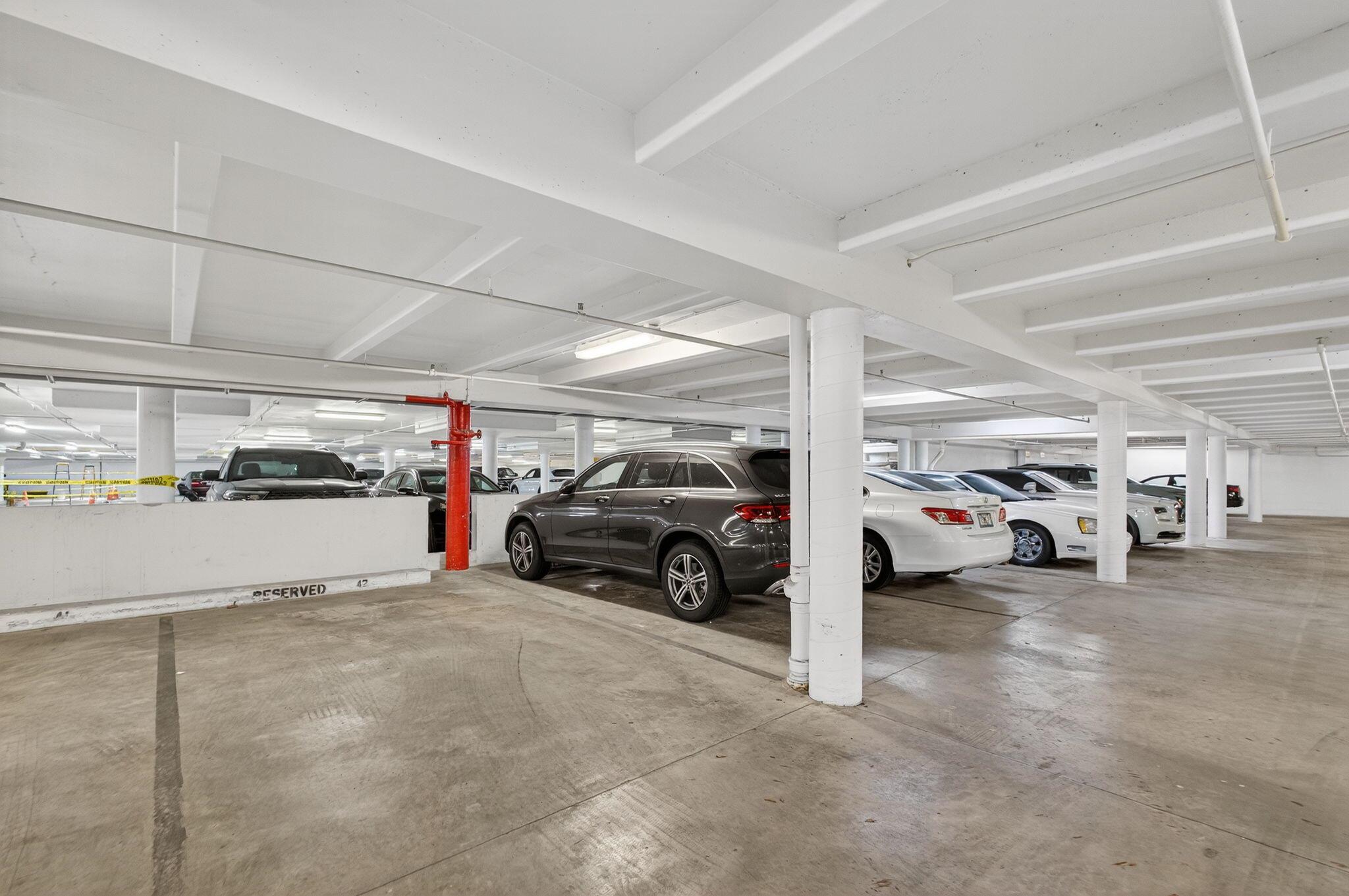 EASTPOINTE CONDO - Residential