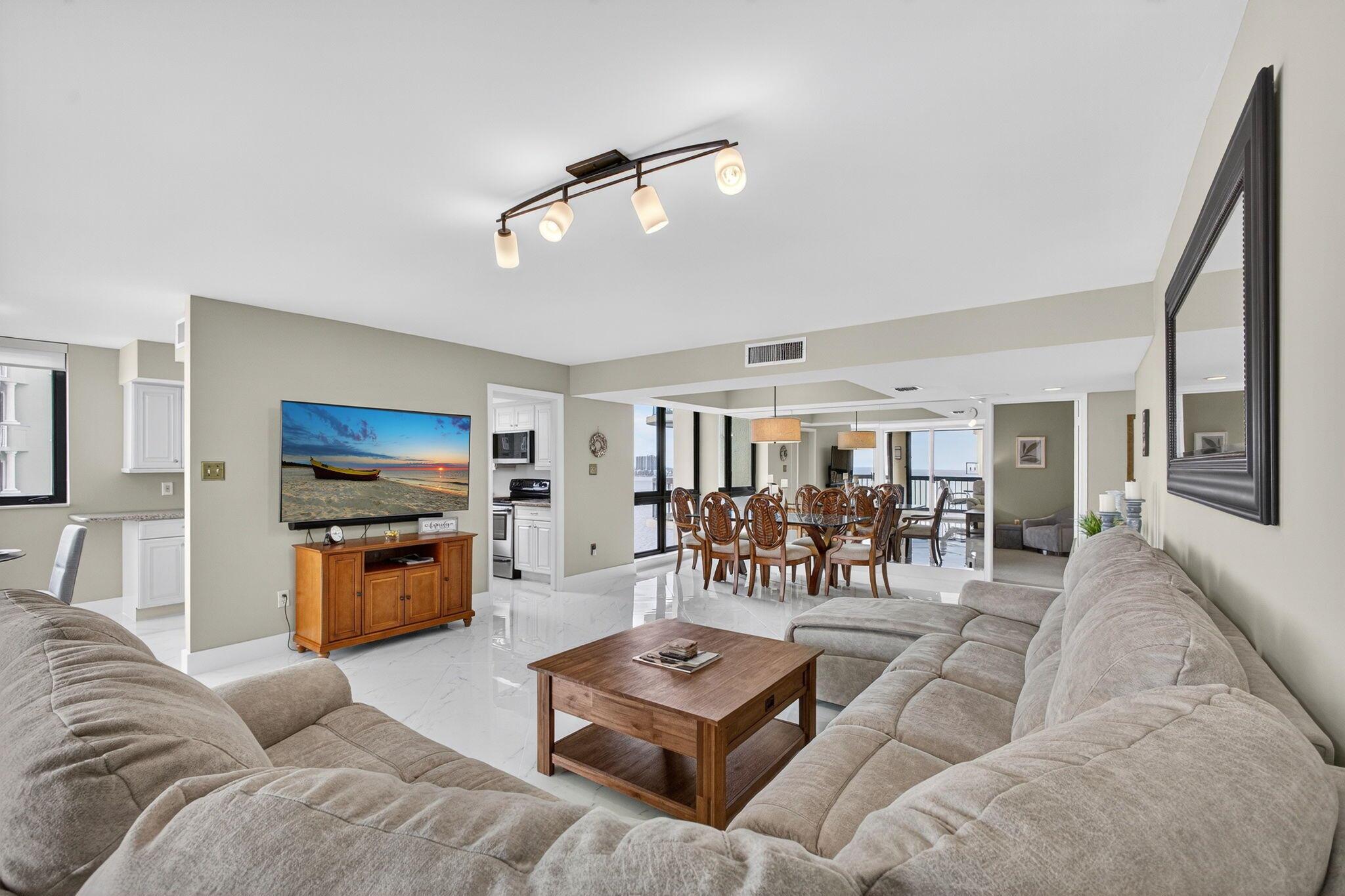 EASTPOINTE CONDO - Residential