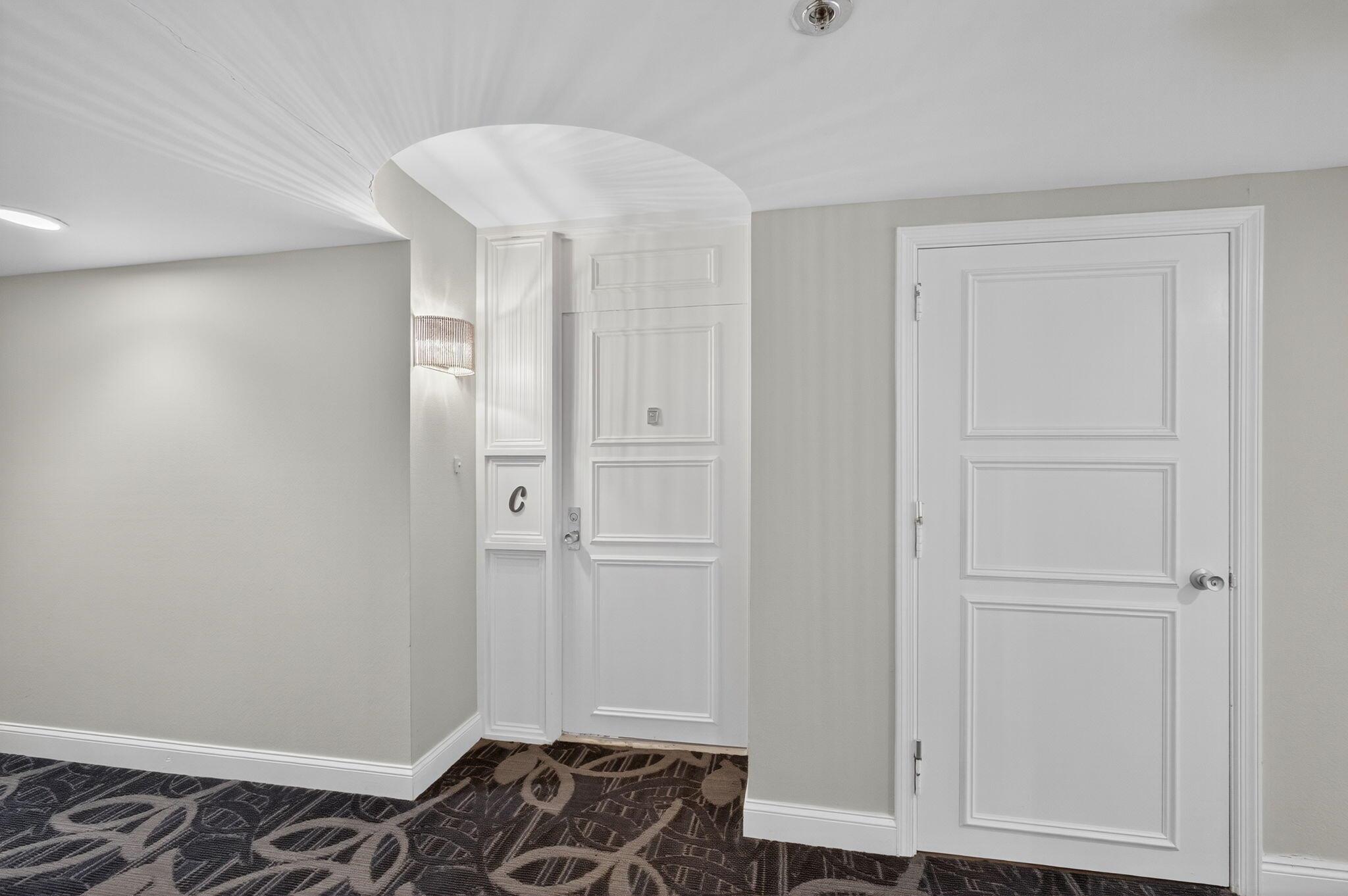 5380 N Ocean Drive 12c