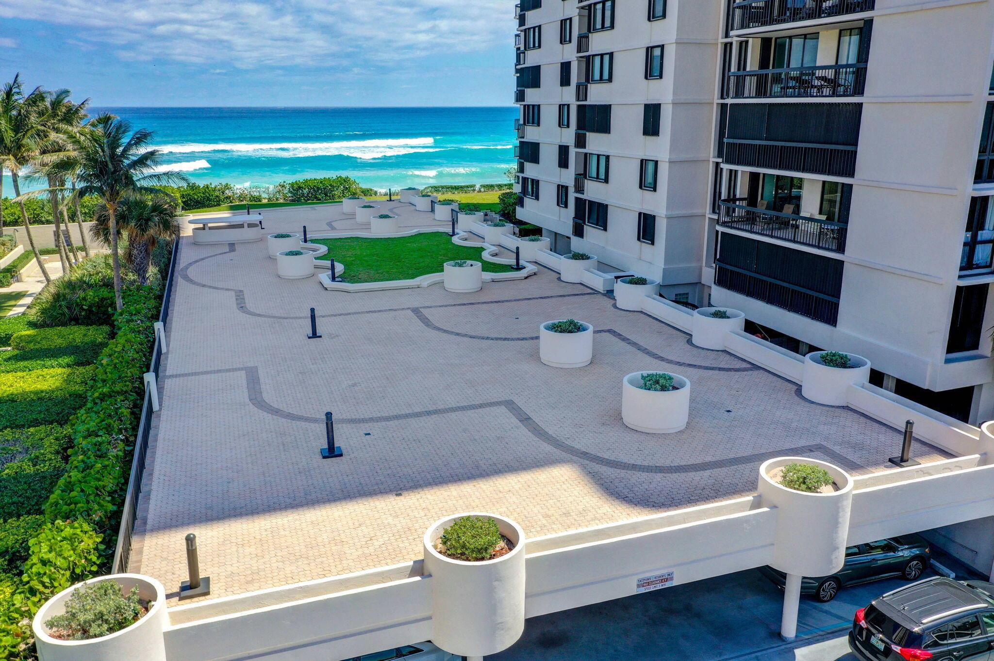 EASTPOINTE CONDO - Residential