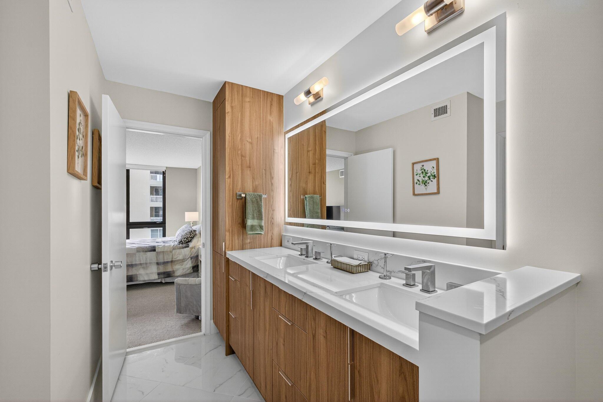 EASTPOINTE CONDO - Residential