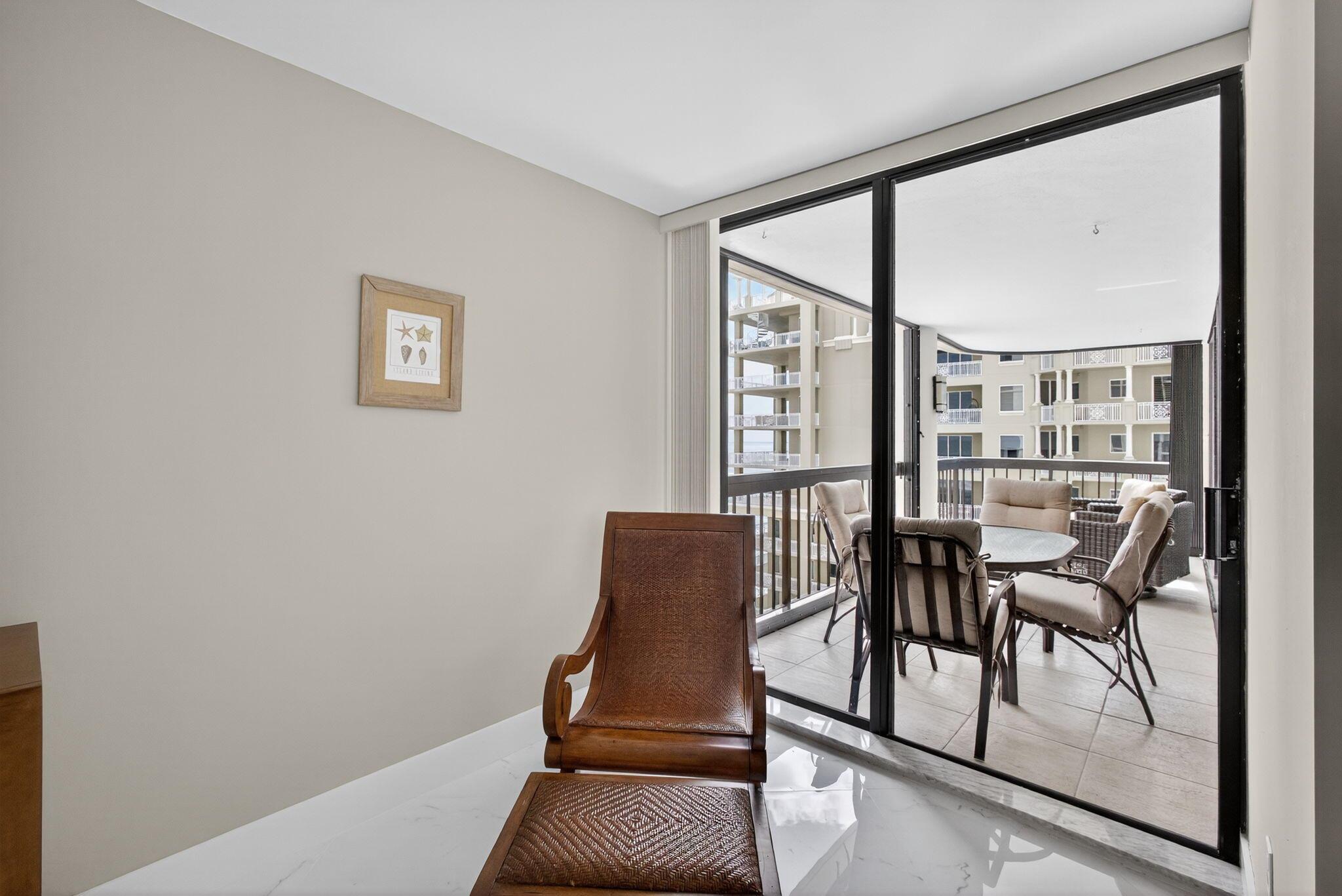 EASTPOINTE CONDO - Residential