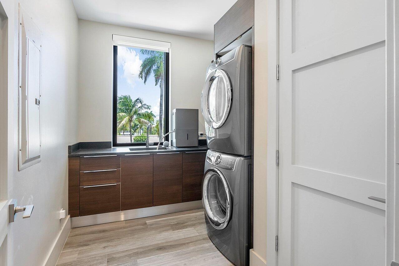 CORAL RIDGE - Residential