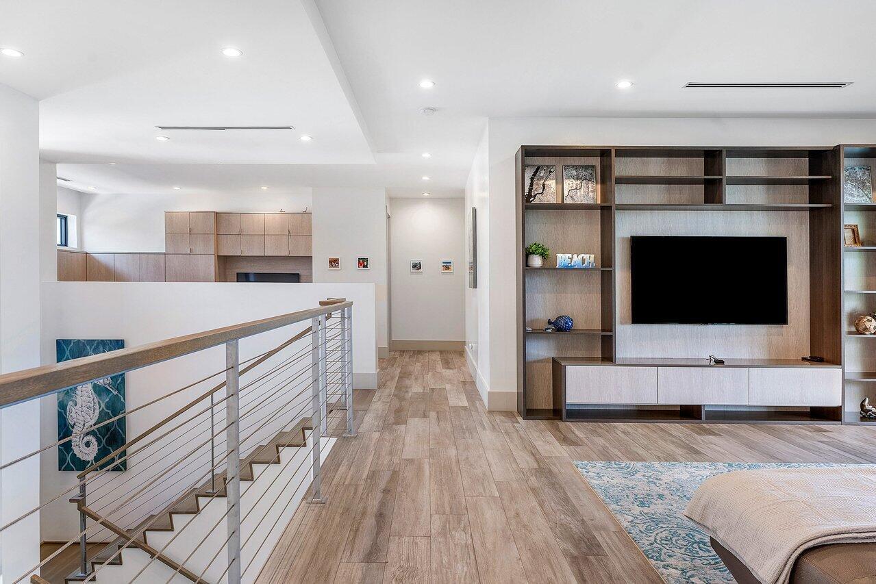 CORAL RIDGE - Residential