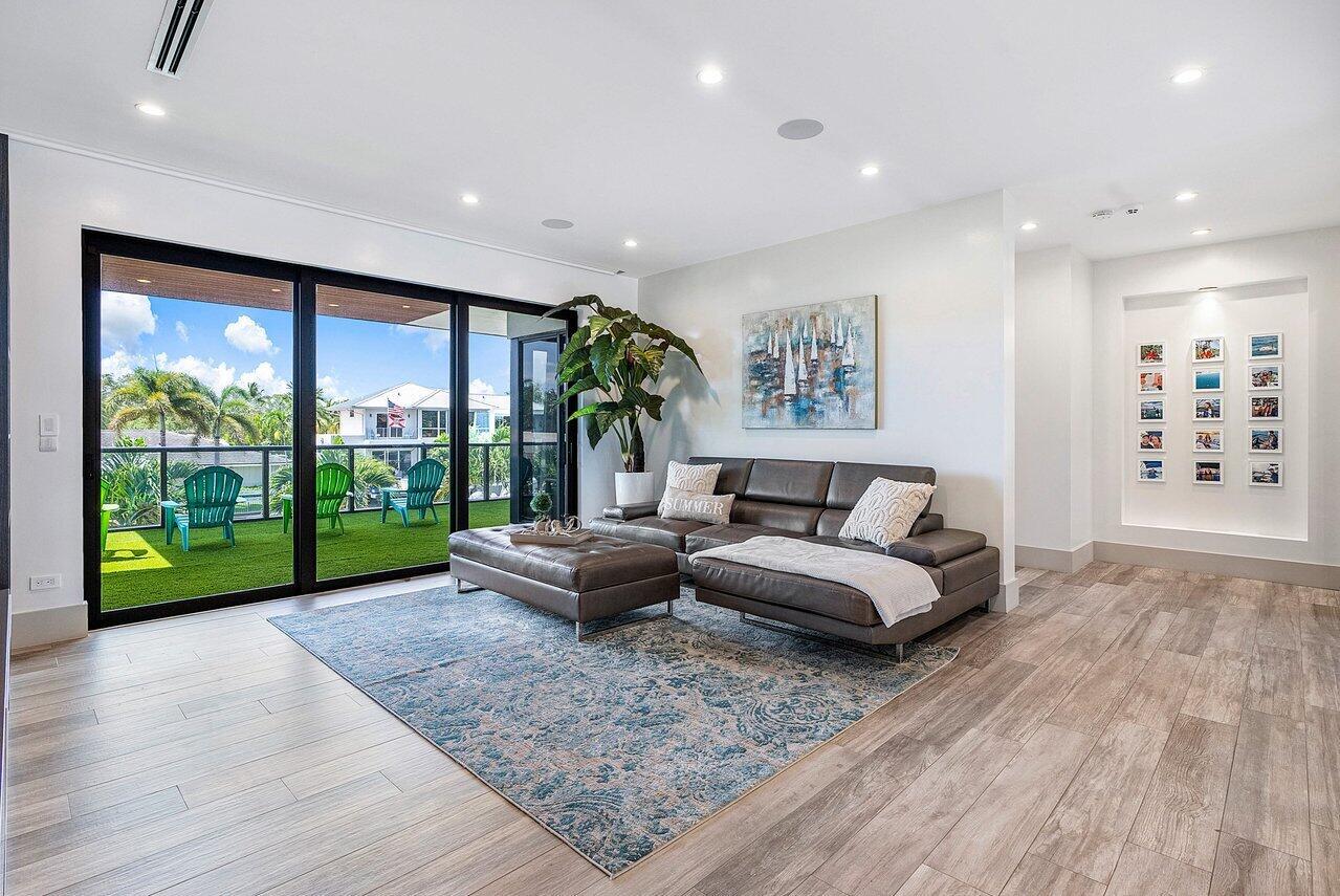 CORAL RIDGE - Residential