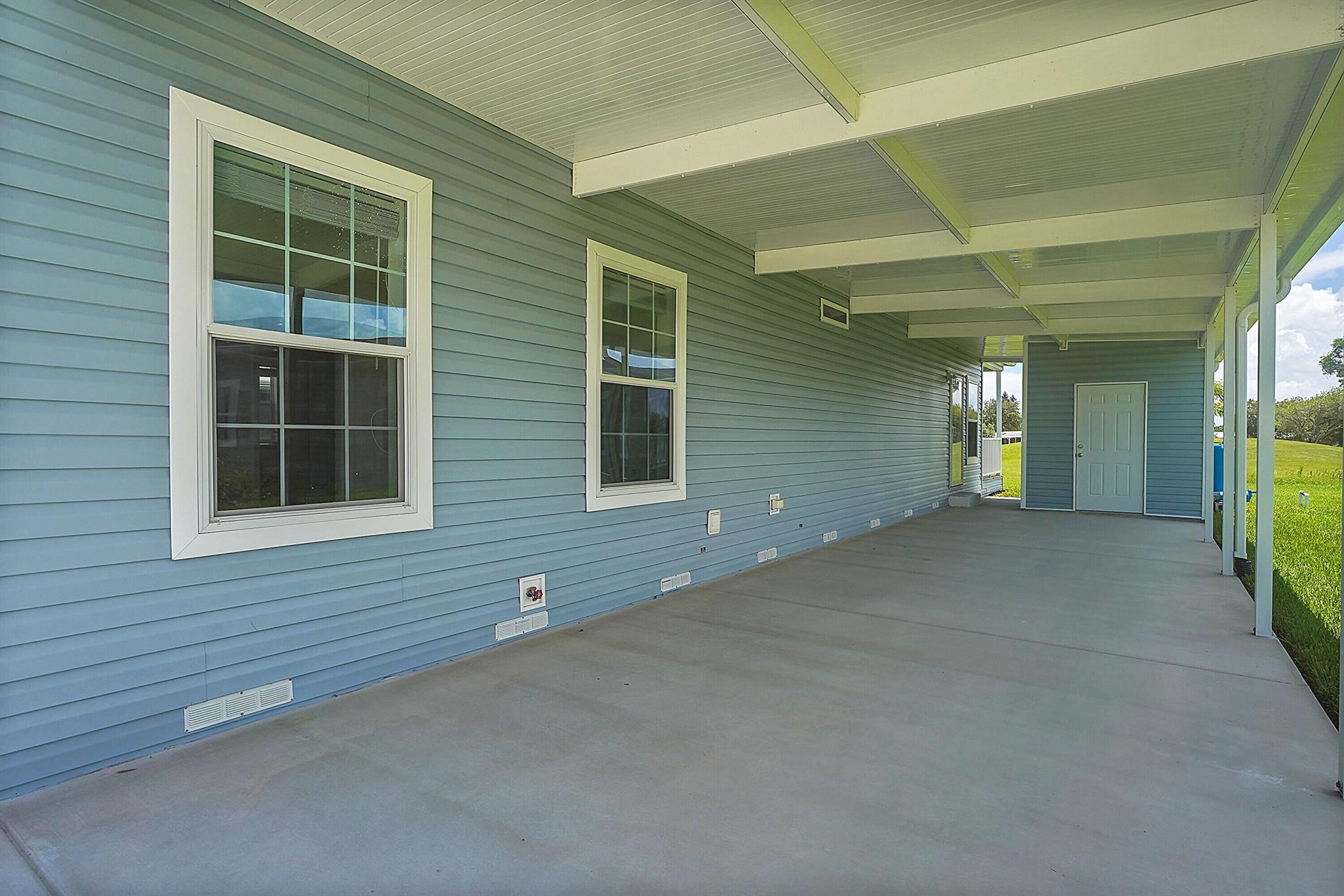 7704 Mcclintock Way, Port St Lucie, FL, 34952/$241,000 4 7704 Mcclintock Way