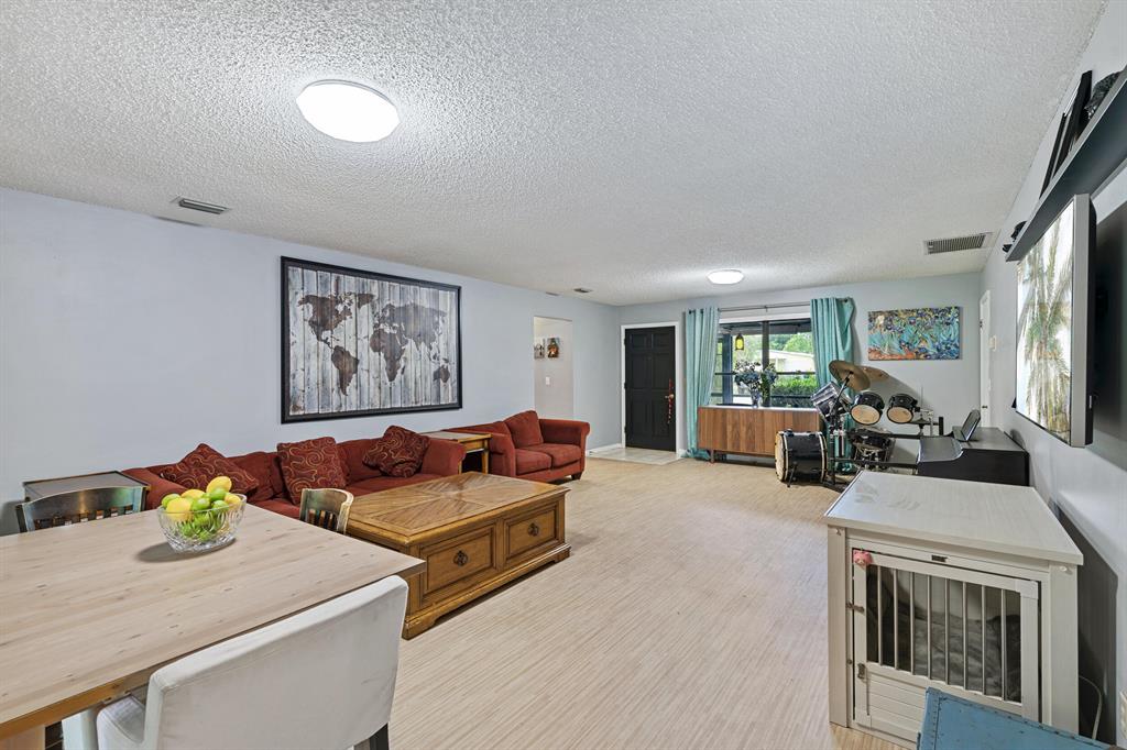 Eastview Manor - Residential