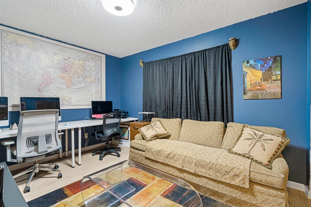 Eastview Manor - Residential