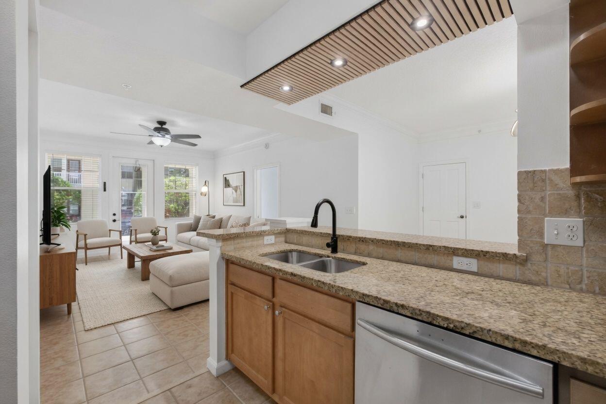 225 Murcia Drive 101
