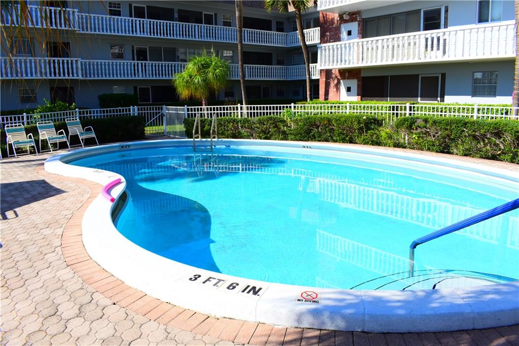 NORTH HAMPTON COURT - Residential