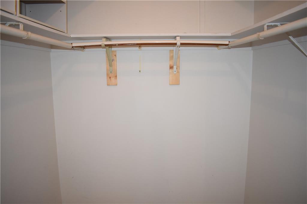 NORTH HAMPTON COURT - Residential