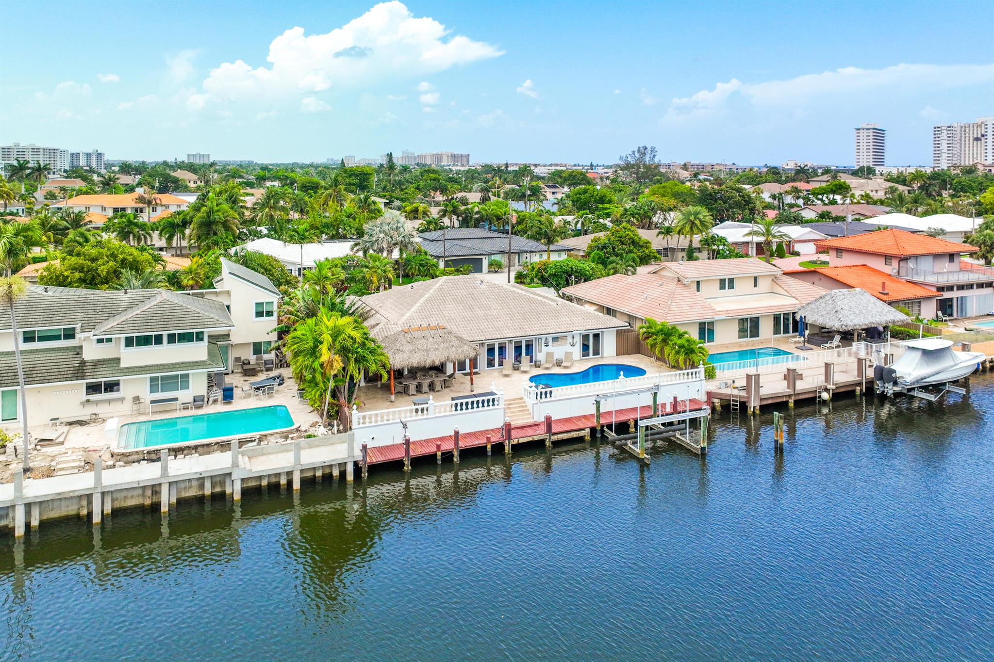 BERMUDA RIVIERA - Residential