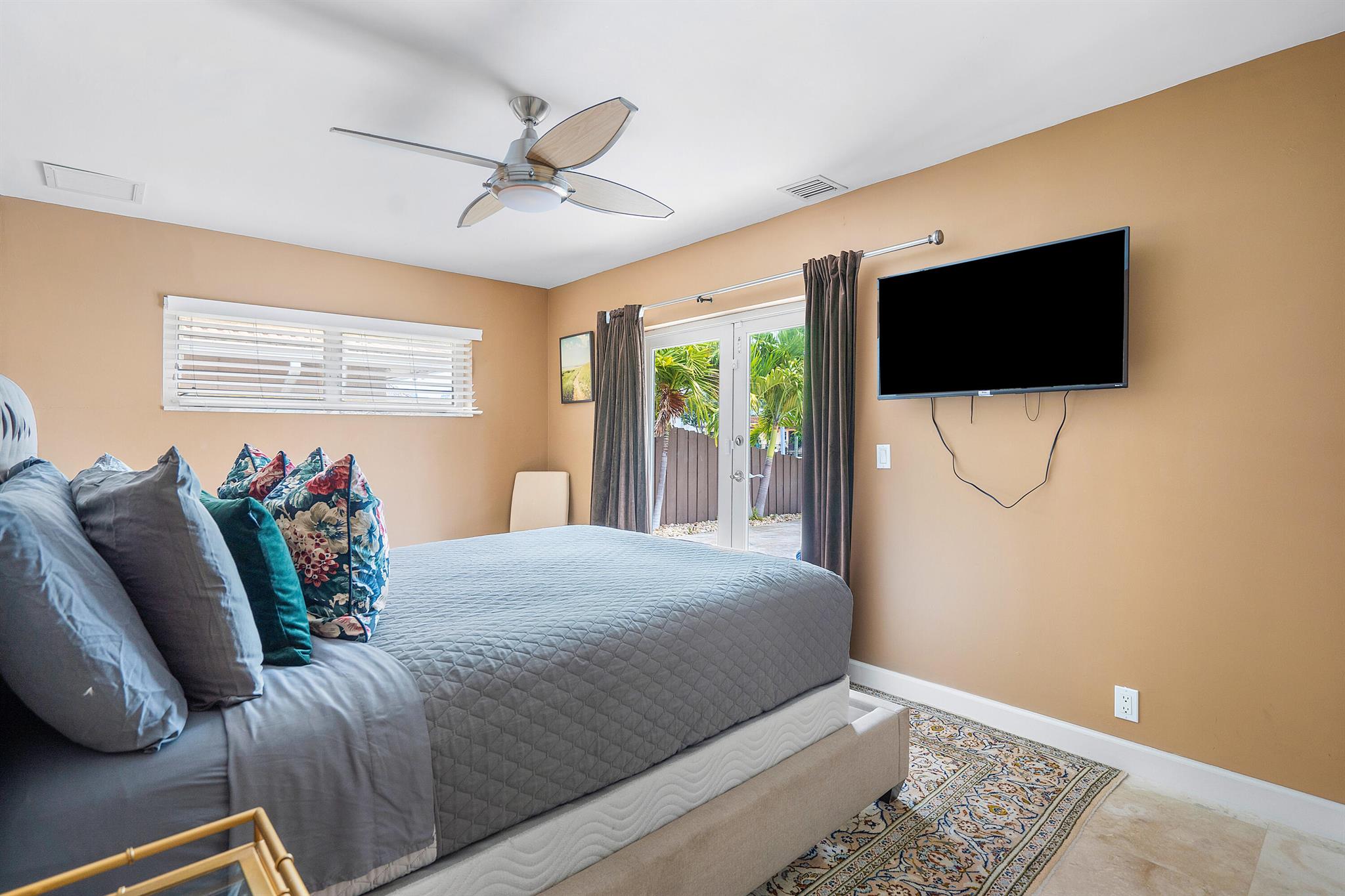 BERMUDA RIVIERA - Residential