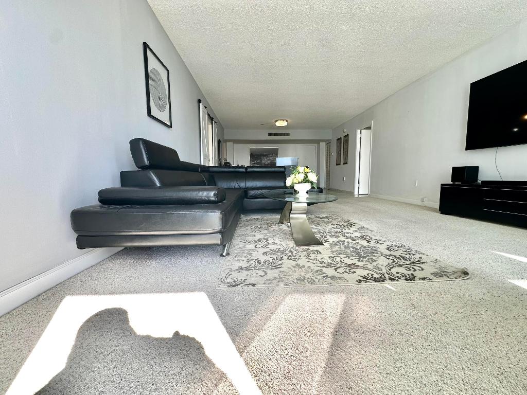 PATRICIAN OF PALM BEACH CONDO - Residential