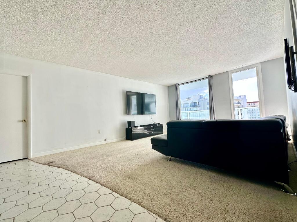 PATRICIAN OF PALM BEACH CONDO - Residential