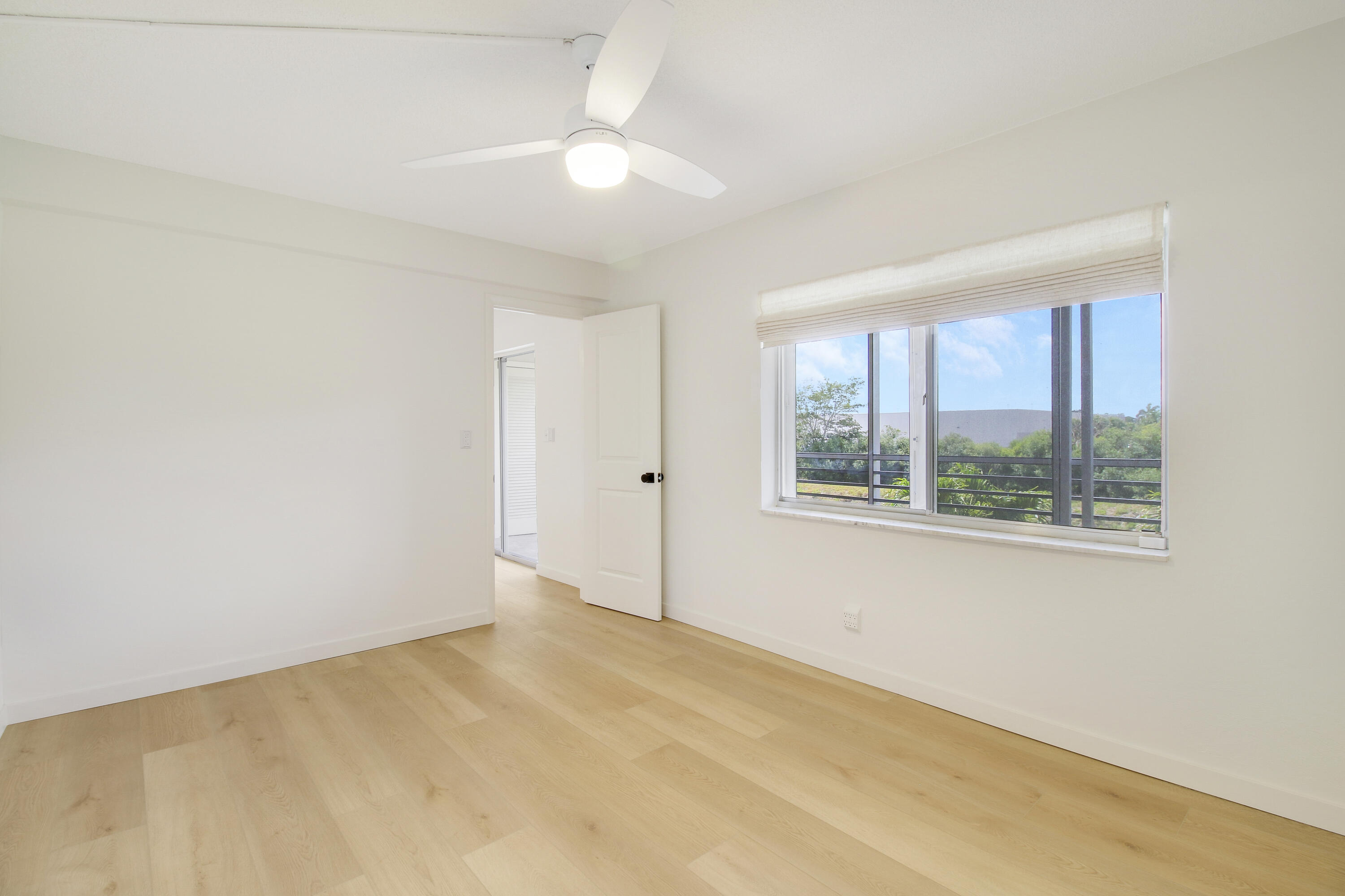 LAKE CLARKE GARDENS CONDO 21 - Residential