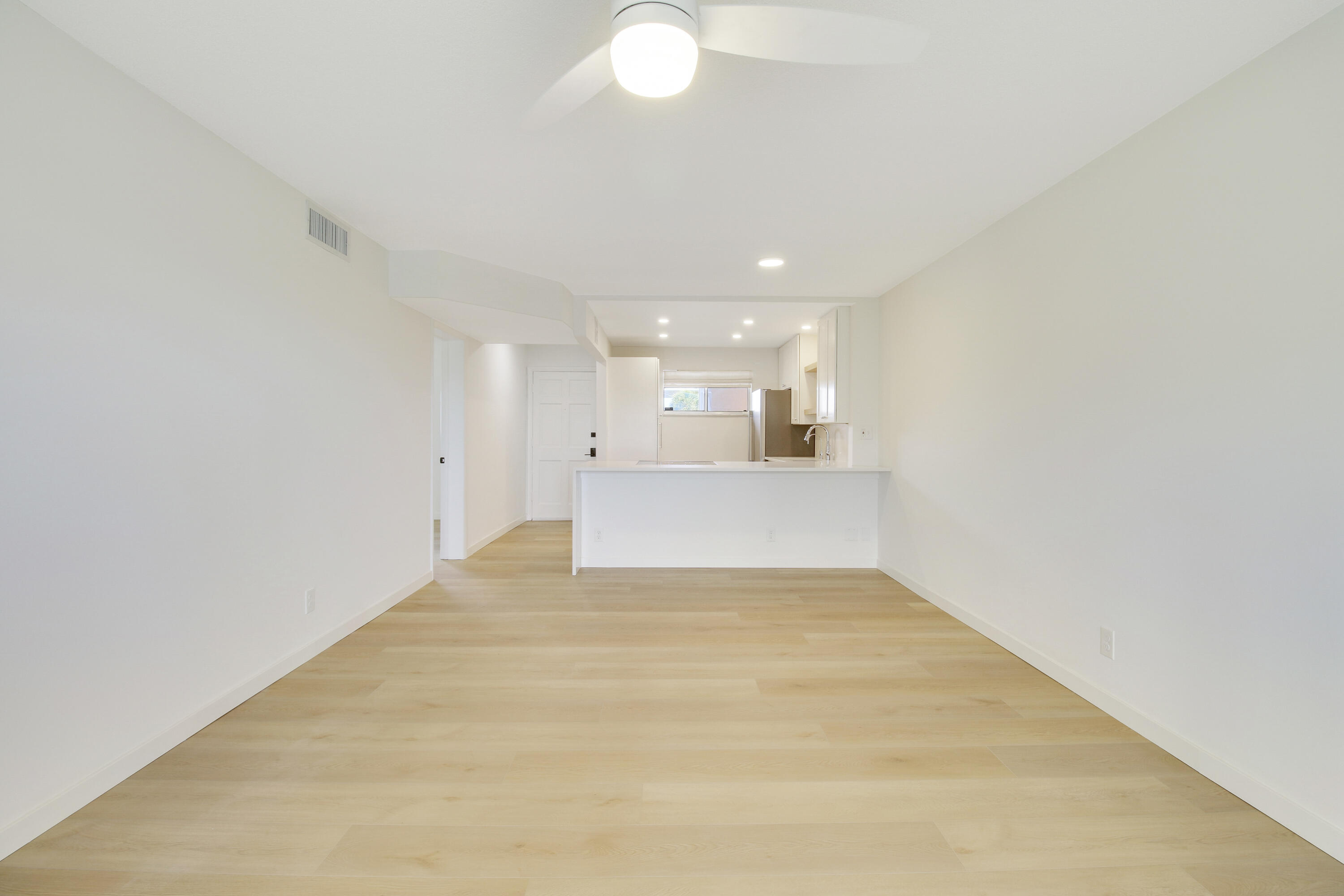 LAKE CLARKE GARDENS CONDO 21 - Residential