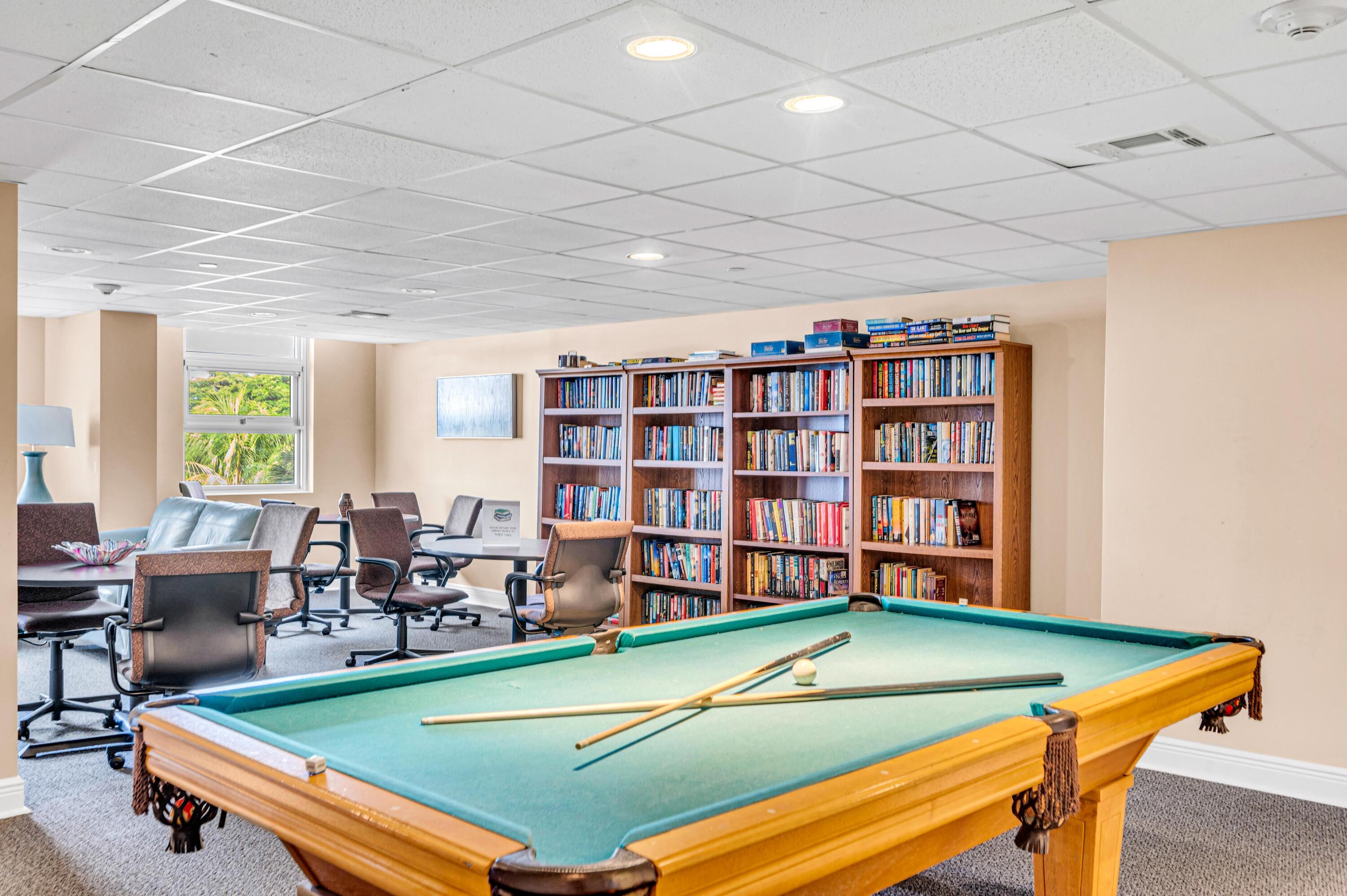 SILVER THATCH ATLANTIC PLAZA - Residential Lease