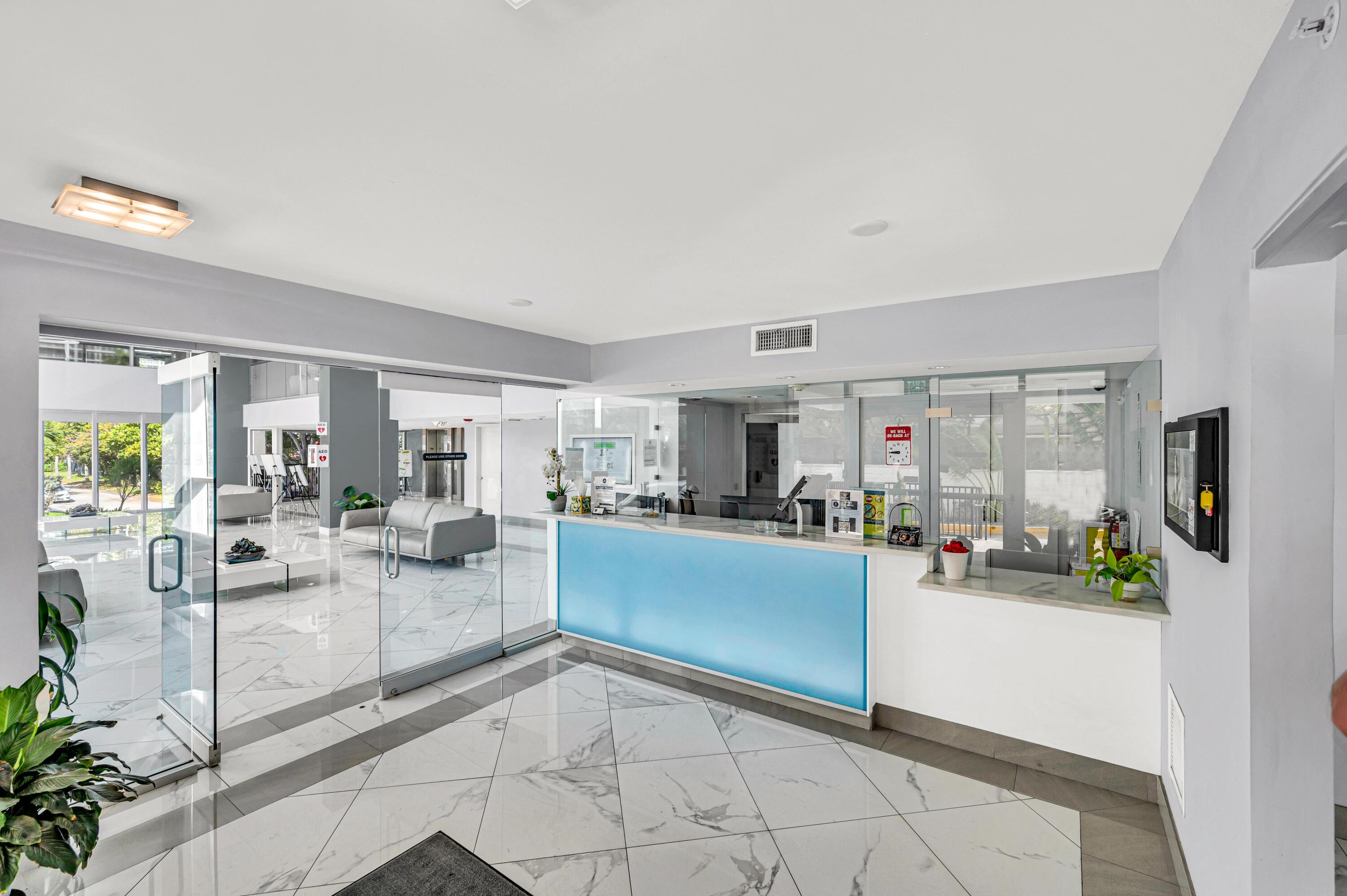 SILVER THATCH ATLANTIC PLAZA - Residential Lease