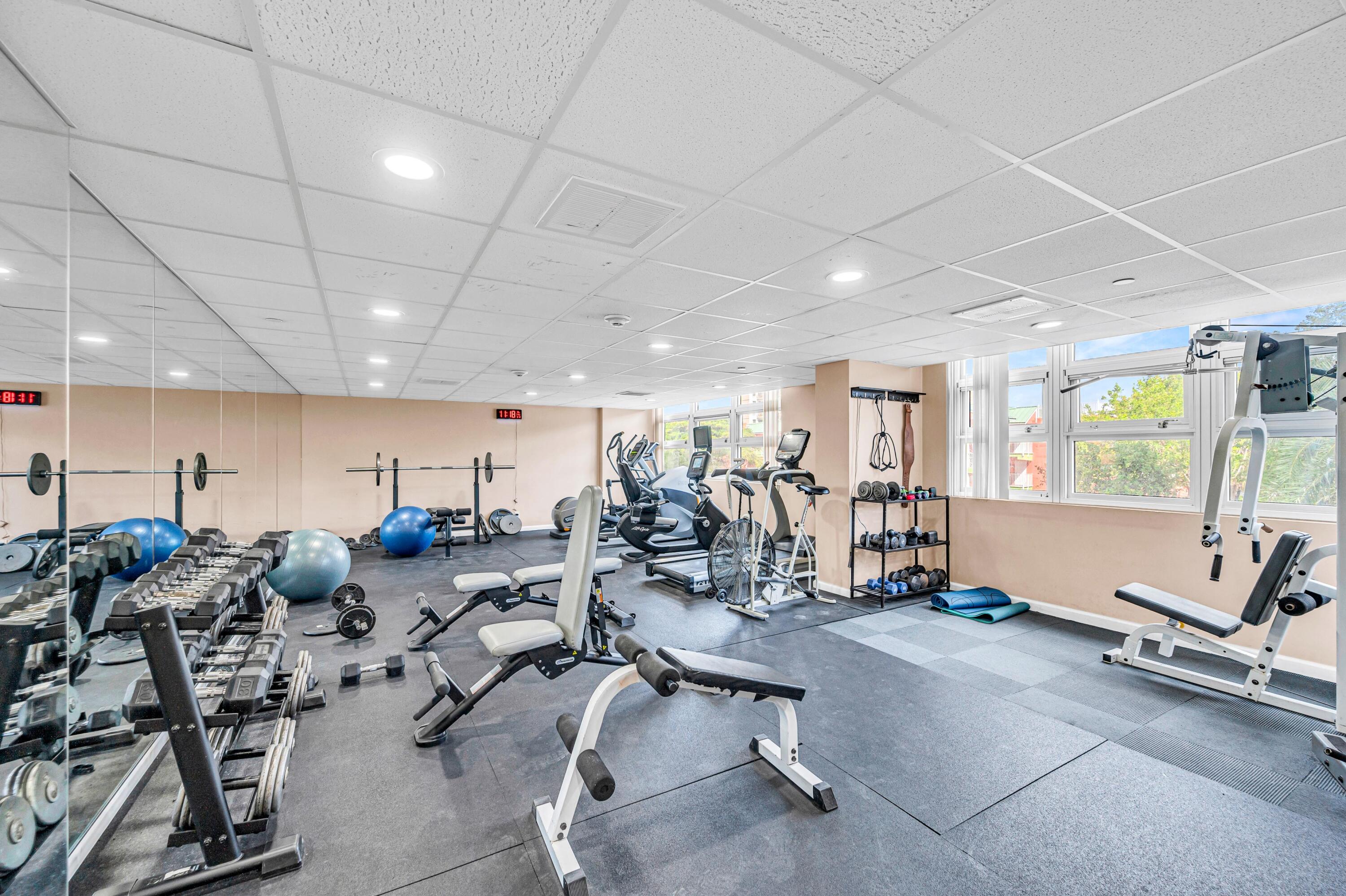 SILVER THATCH ATLANTIC PLAZA - Residential Lease