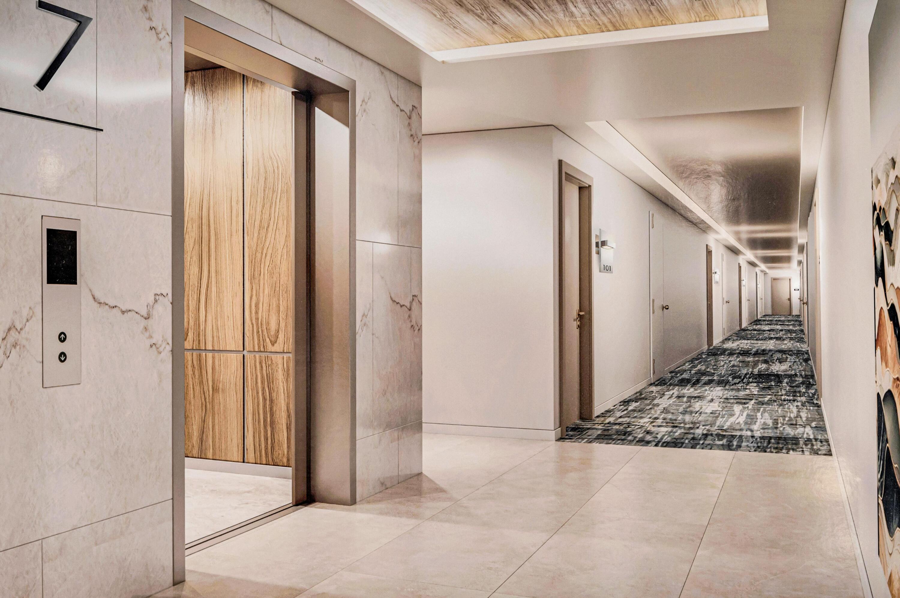 SILVER THATCH ATLANTIC PLAZA - Residential Lease