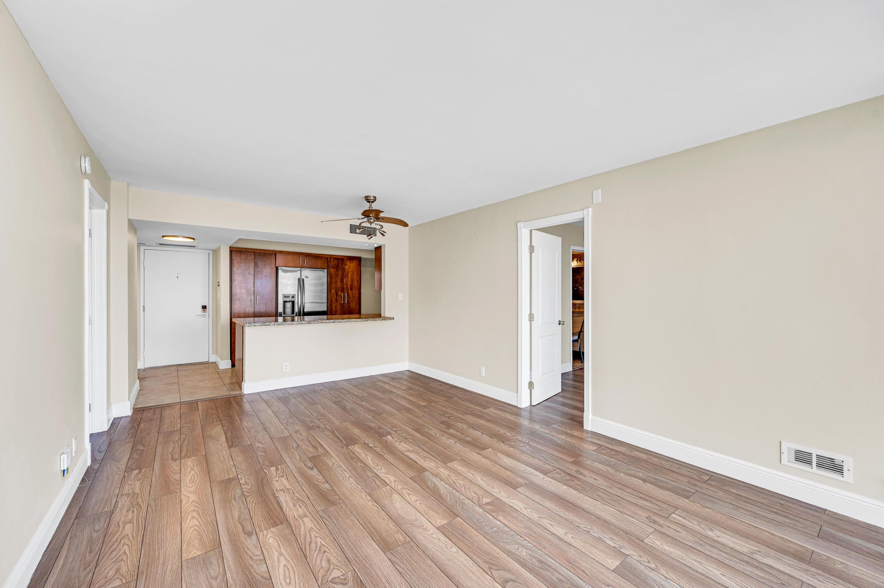 SILVER THATCH ATLANTIC PLAZA - Residential Lease