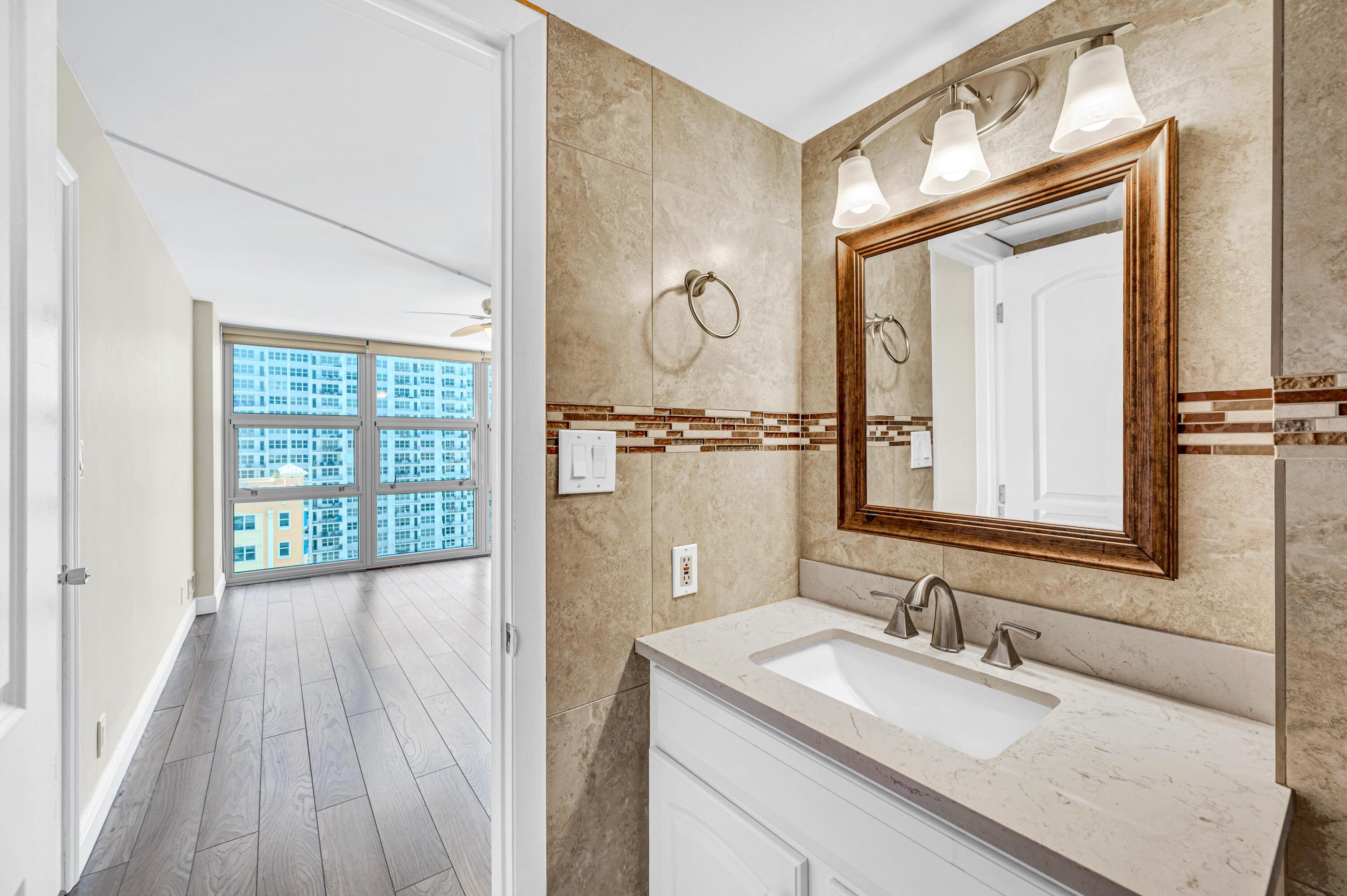 SILVER THATCH ATLANTIC PLAZA - Residential Lease