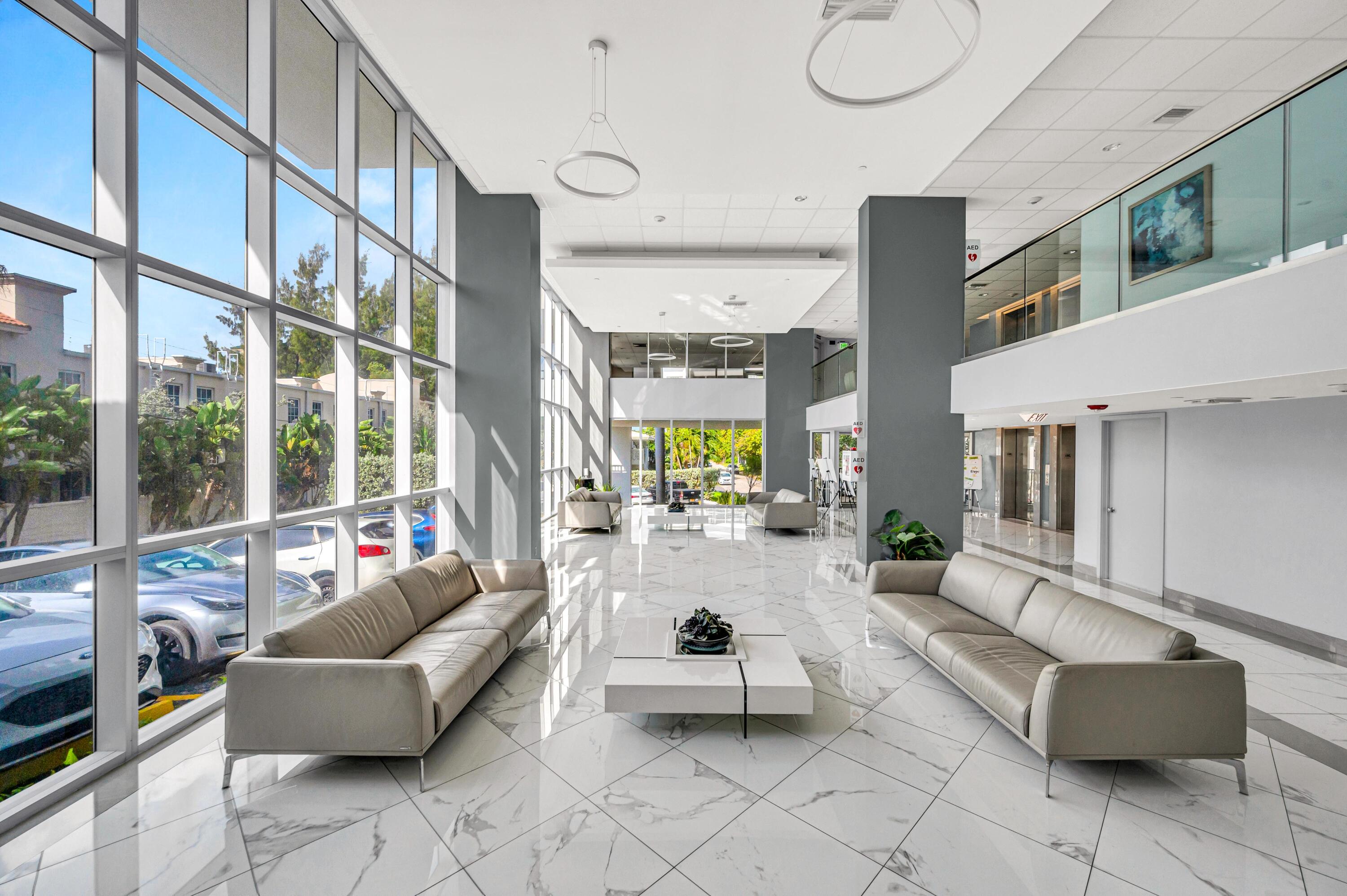 SILVER THATCH ATLANTIC PLAZA - Residential Lease