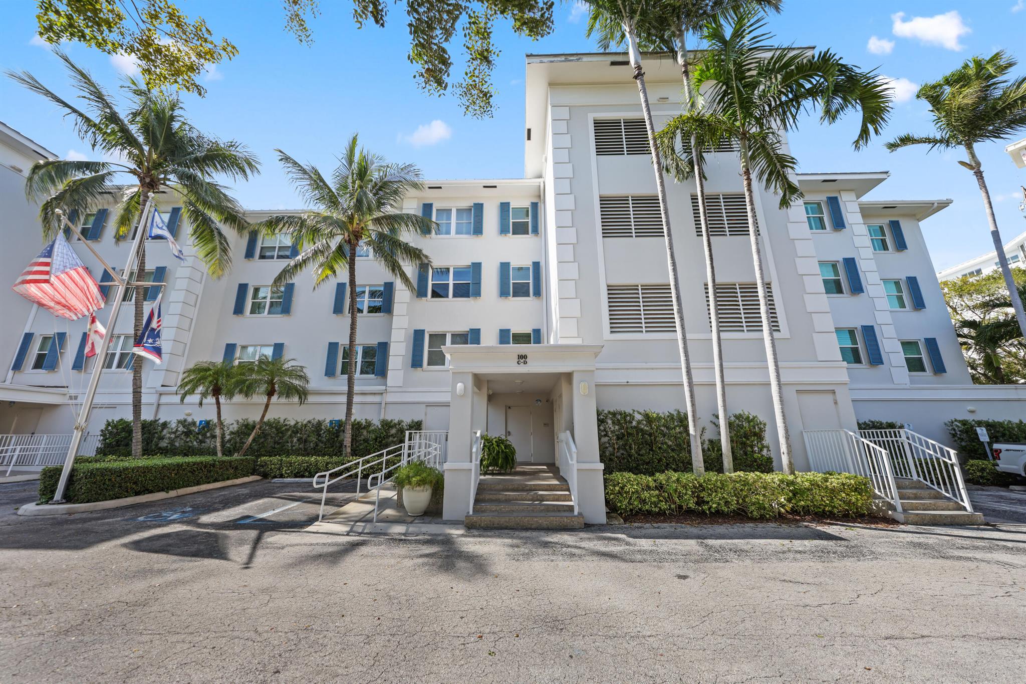 DELRAY BEACH YACHT CLUB C - Residential