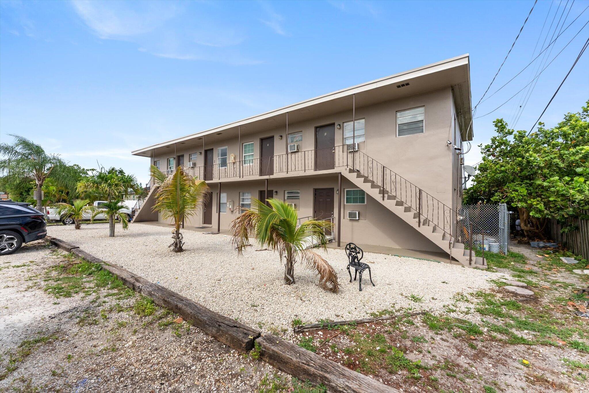 526 NW 12th Avenue