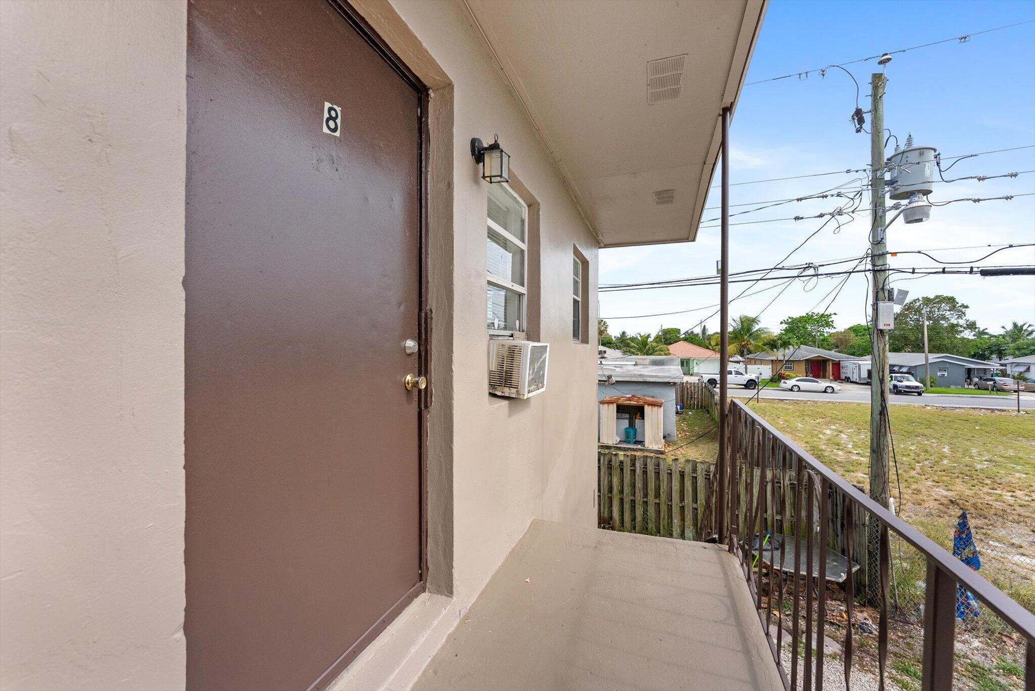 526 NW 12th Avenue