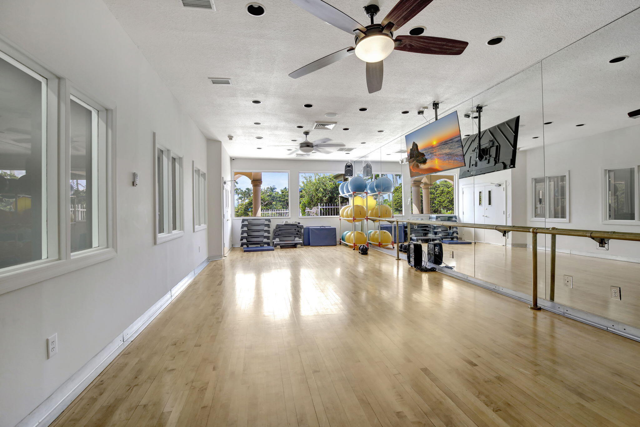 Pembroke Isles - Residential