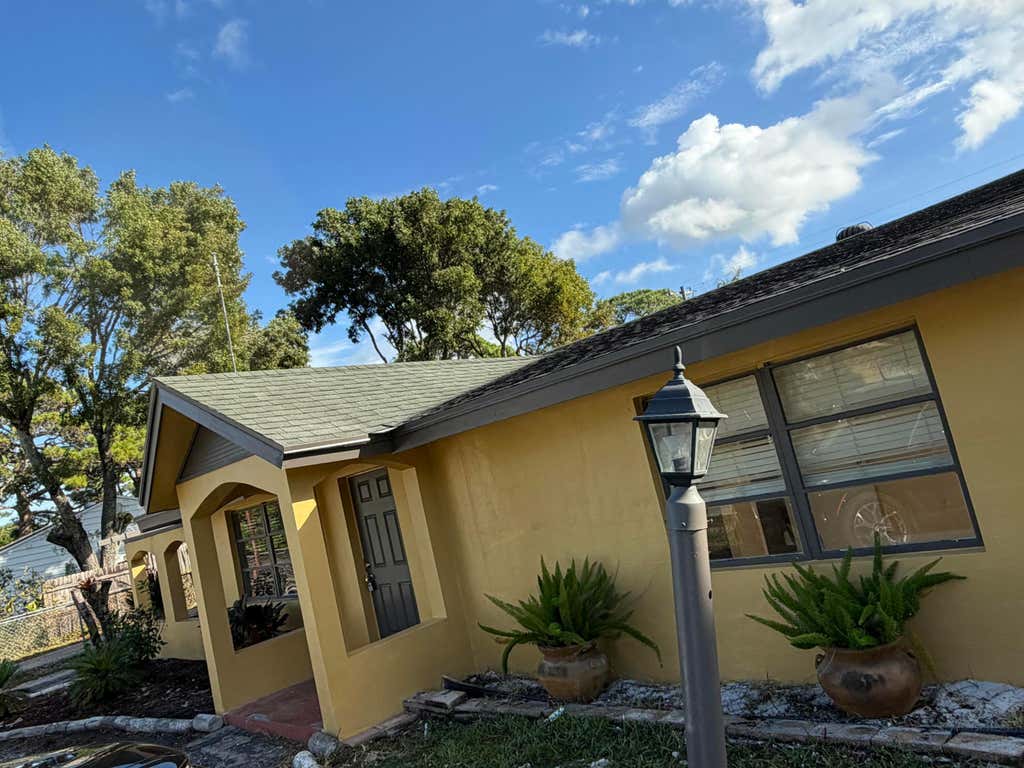 Photo of 2320 SUNRISE Drive #(Back Unit), West Palm Beach, FL 33415 (MLS # B26058532)