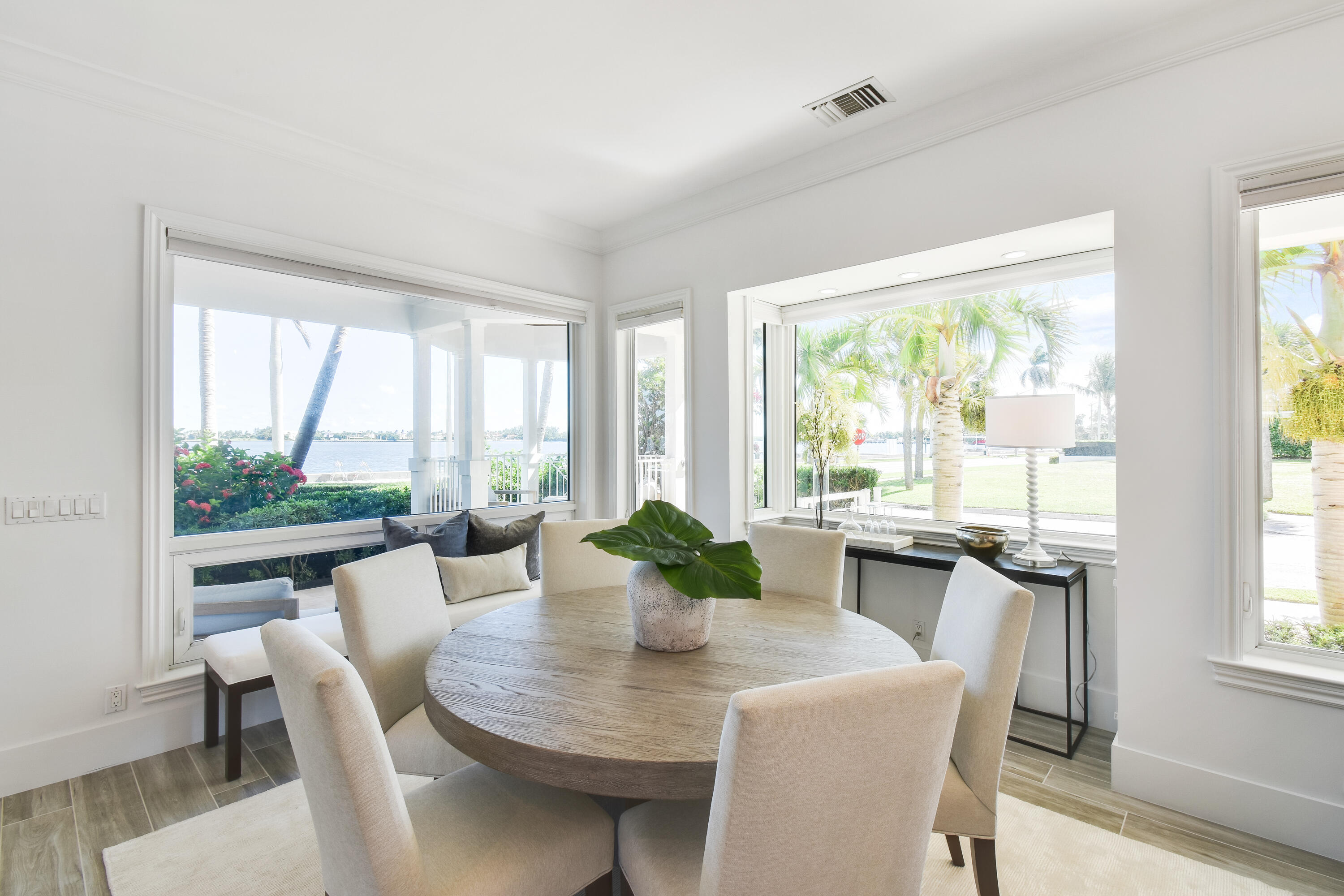 EDGEWATER - Residential