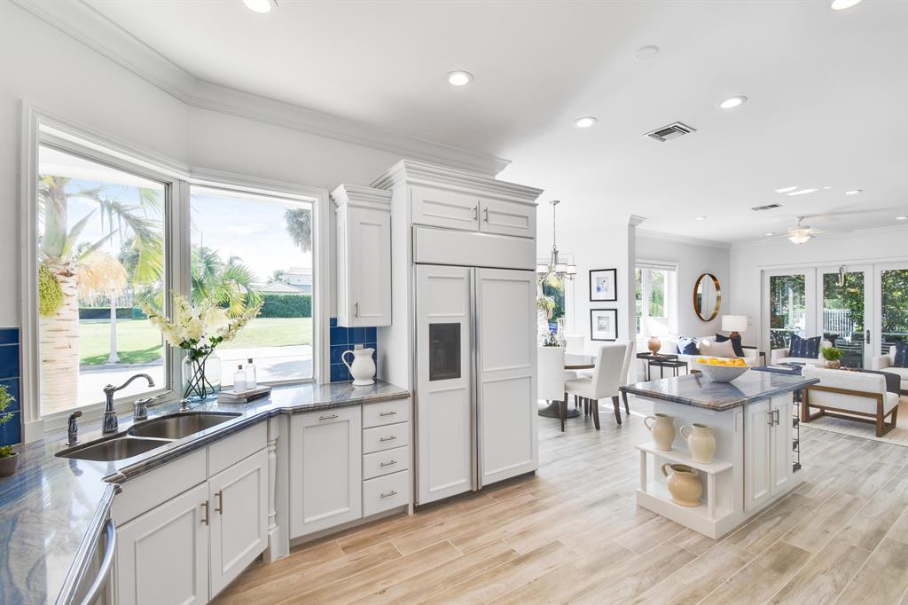 EDGEWATER - Residential