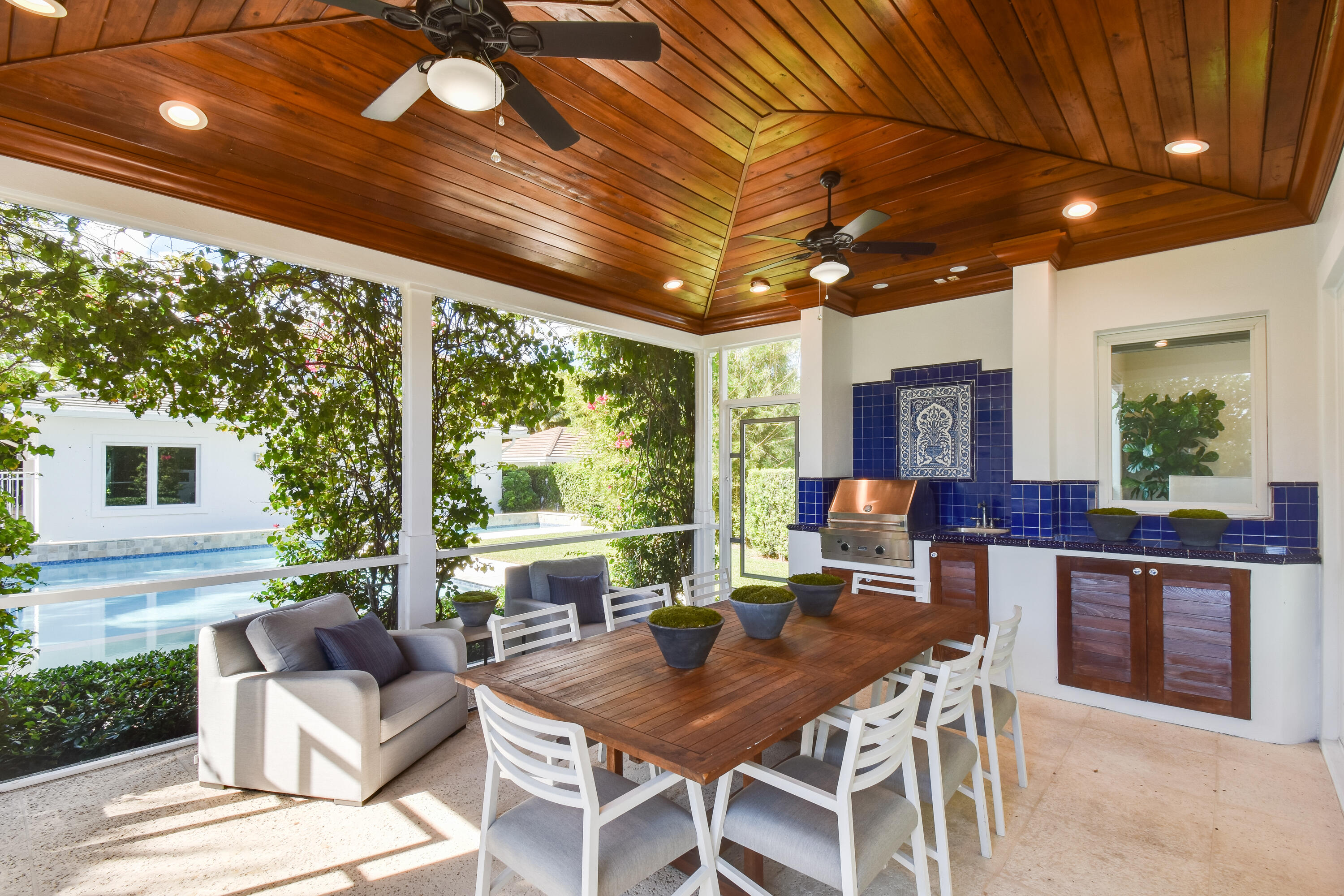 EDGEWATER - Residential