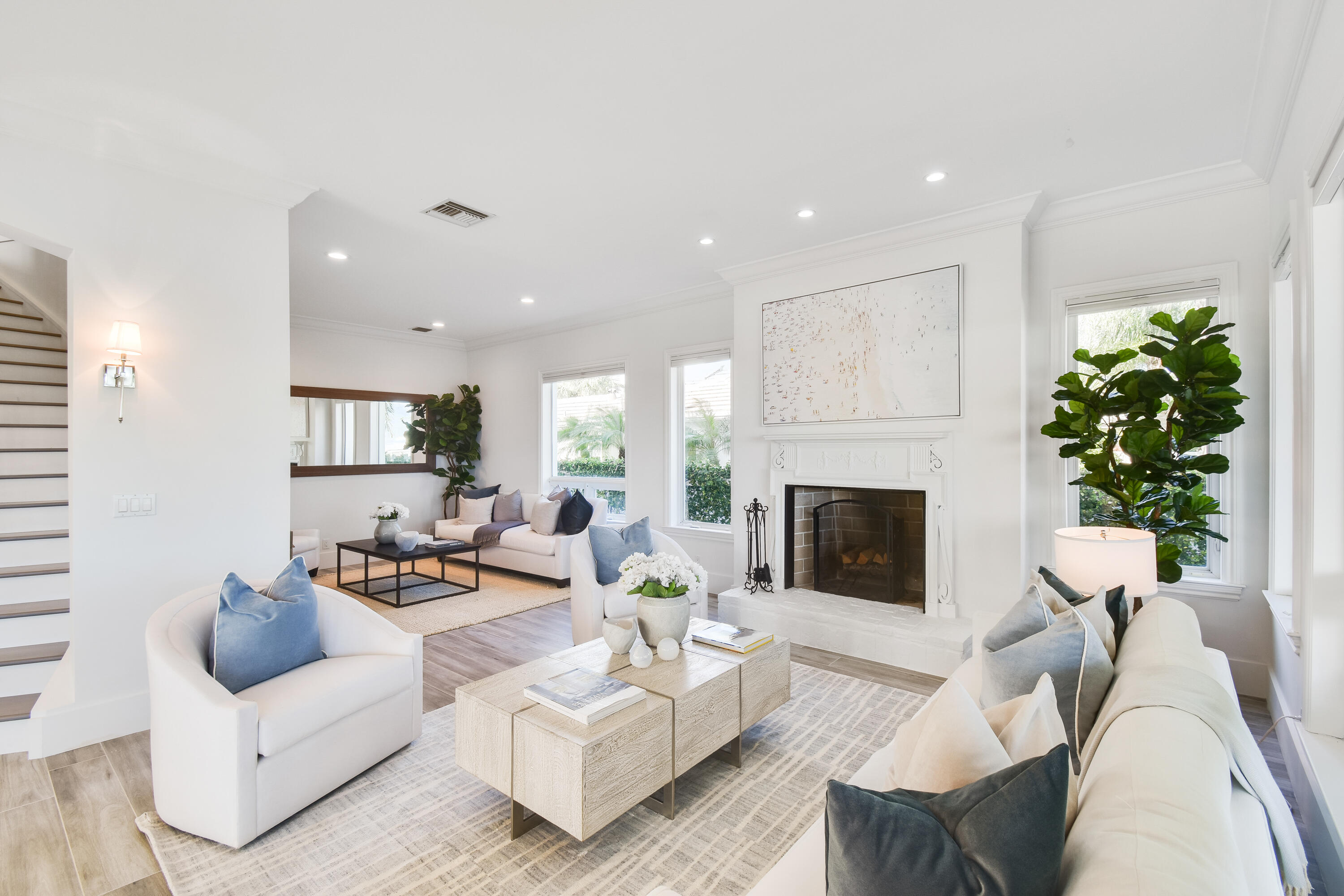 EDGEWATER - Residential