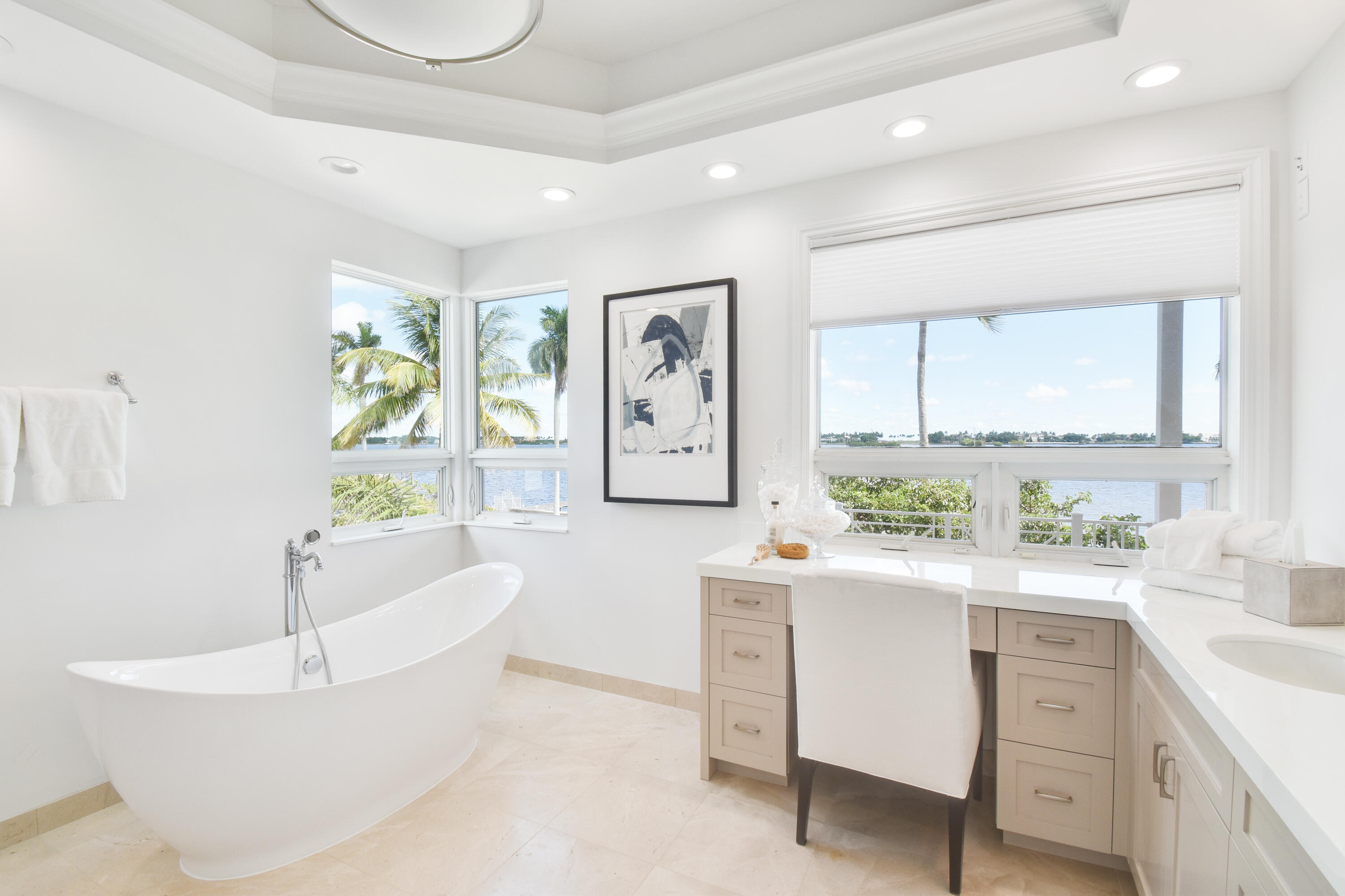 EDGEWATER - Residential