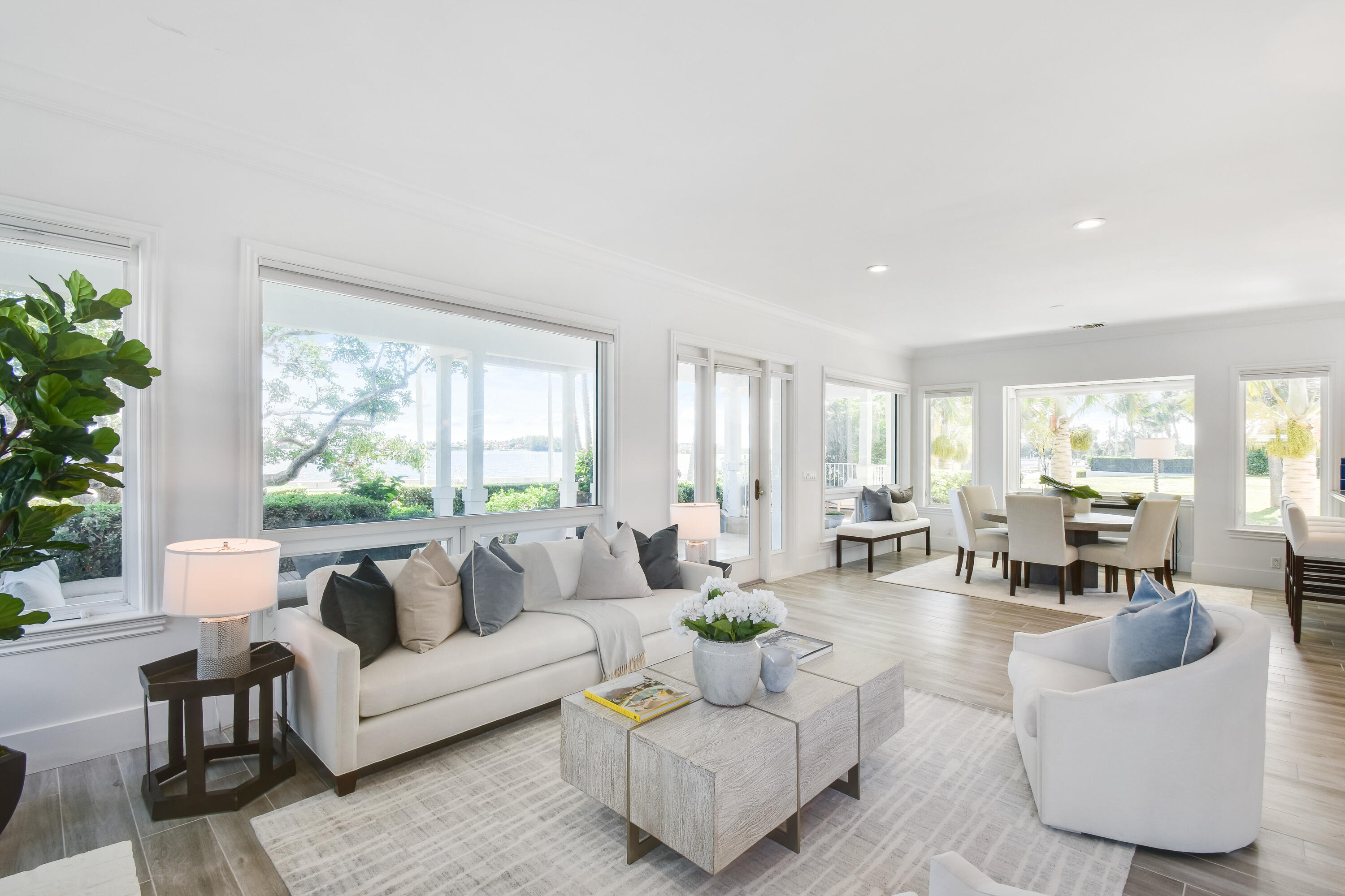 EDGEWATER - Residential