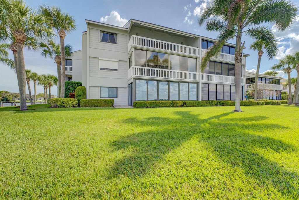 Photo of 1776 Mooringline Drive #Phb, Vero Beach, FL 32963 (MLS # R10960326)
