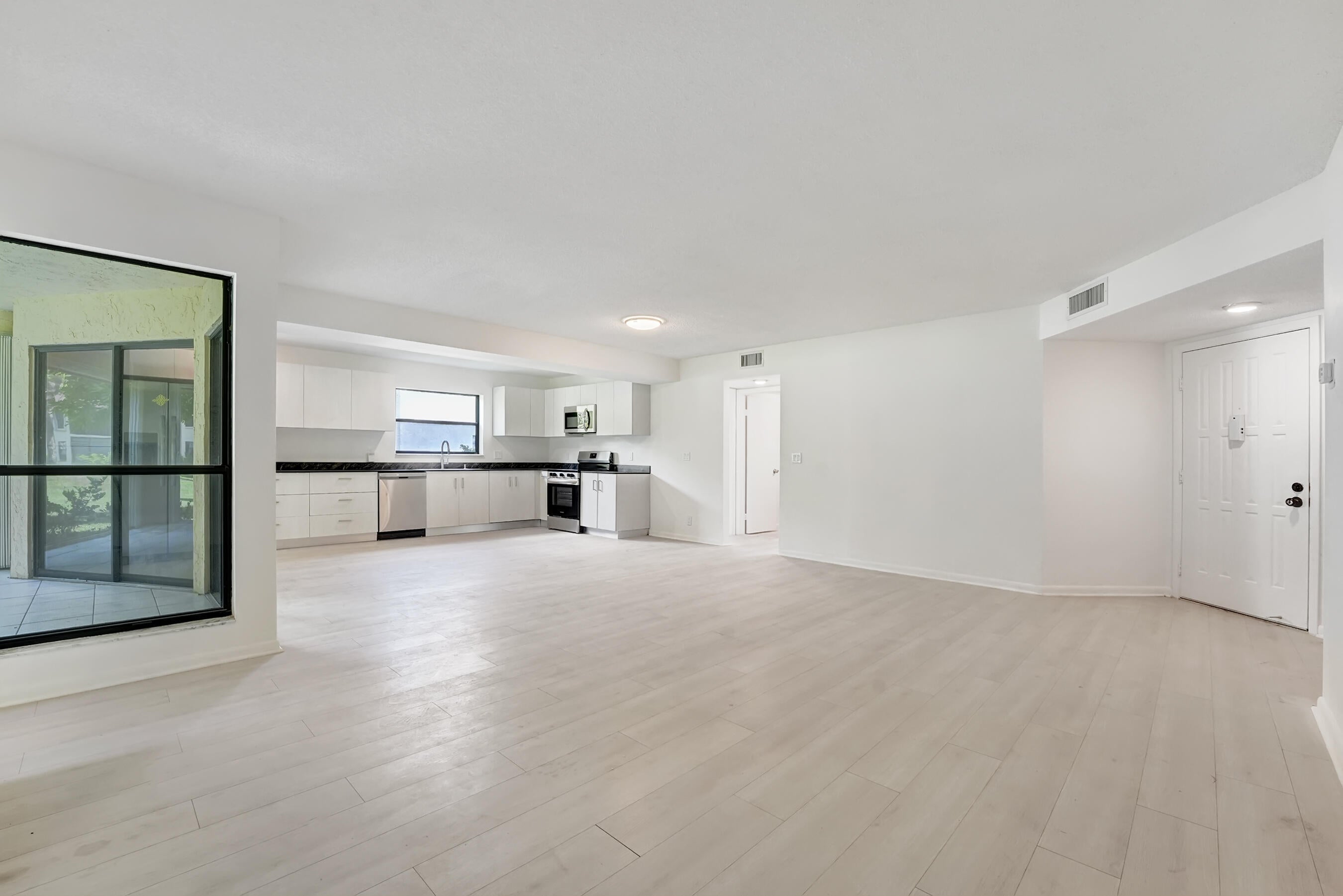 Properties 3359 Lucerne Park Drive