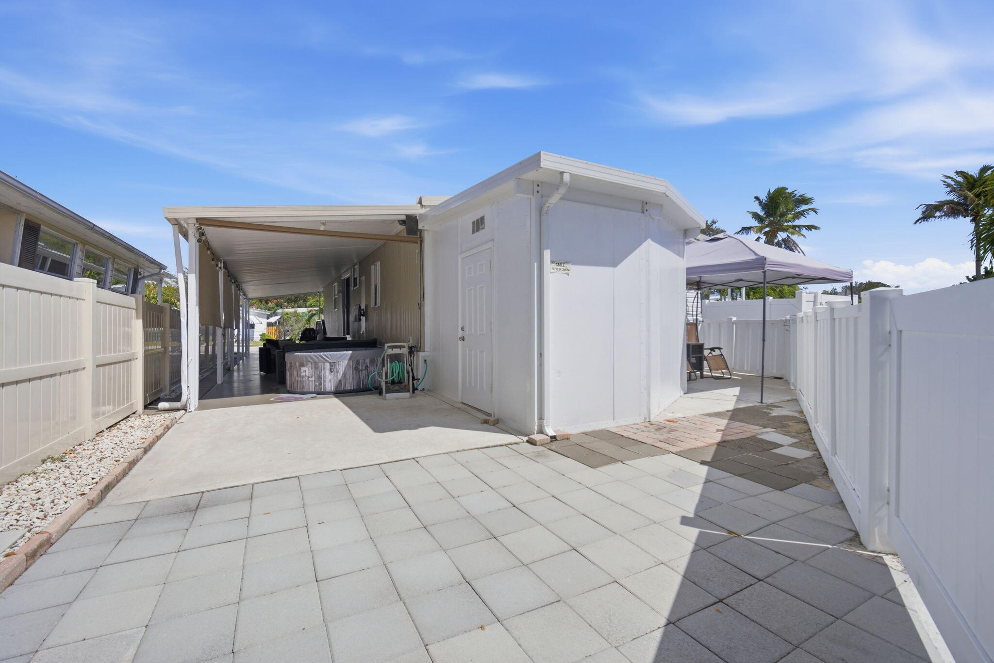 RAVENSWOOD GARDENS - Residential