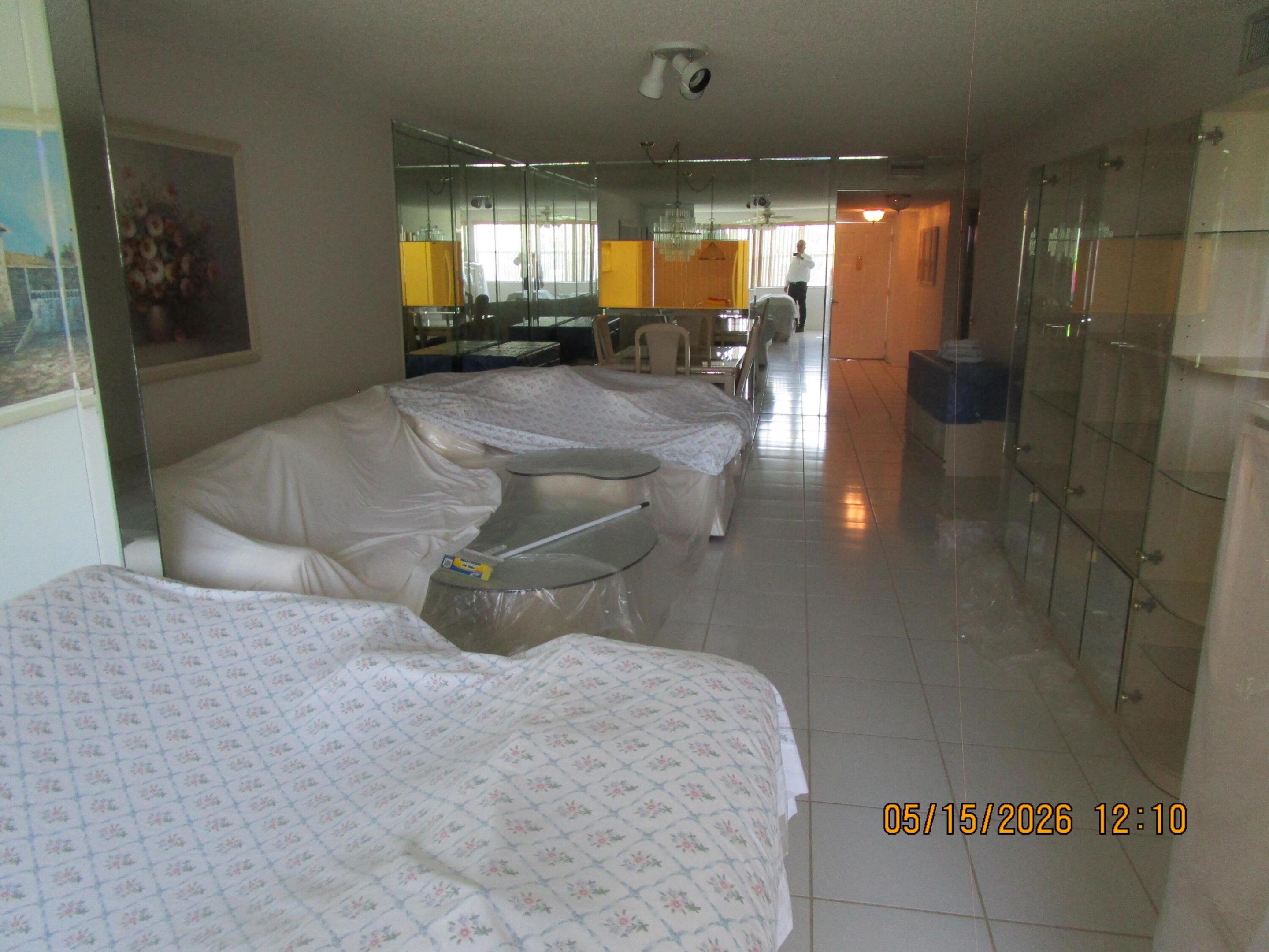 SUNRISE LAKES 194 CONDO - Residential