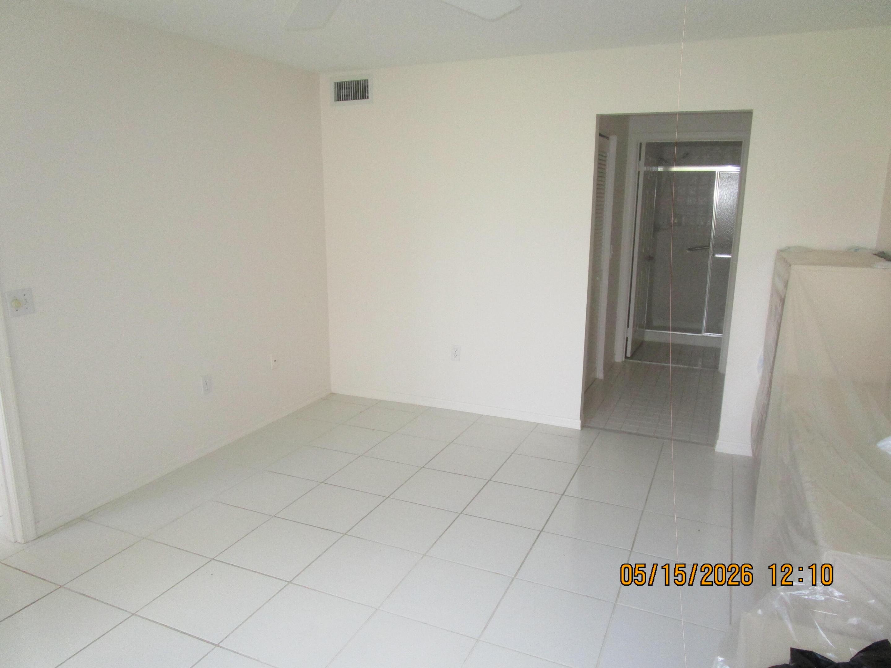 SUNRISE LAKES 194 CONDO - Residential