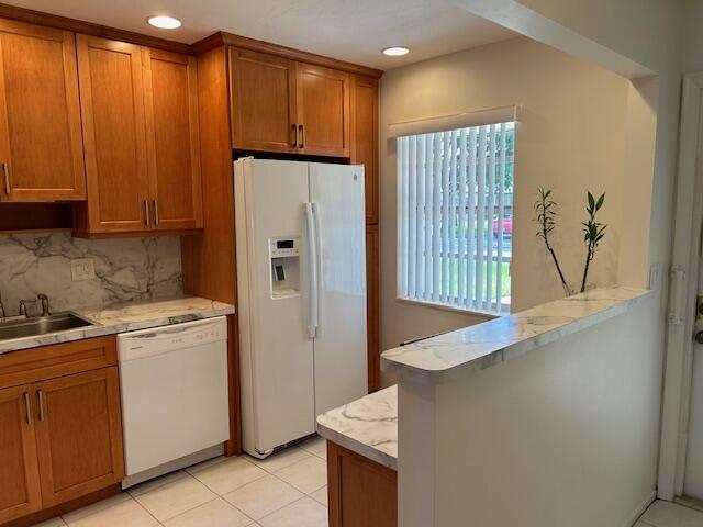 View photos, virtual tours, details... 131 Lake Gloria Drive