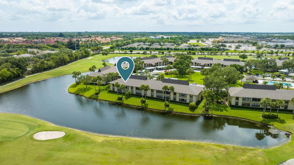 Photo of 28 Plantation Drive #204, Vero Beach, FL 32966 (MLS # R11095650)