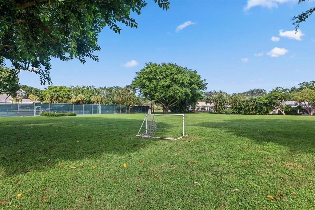 BOCA RATON BATH & TENNIS CLUB - Residential