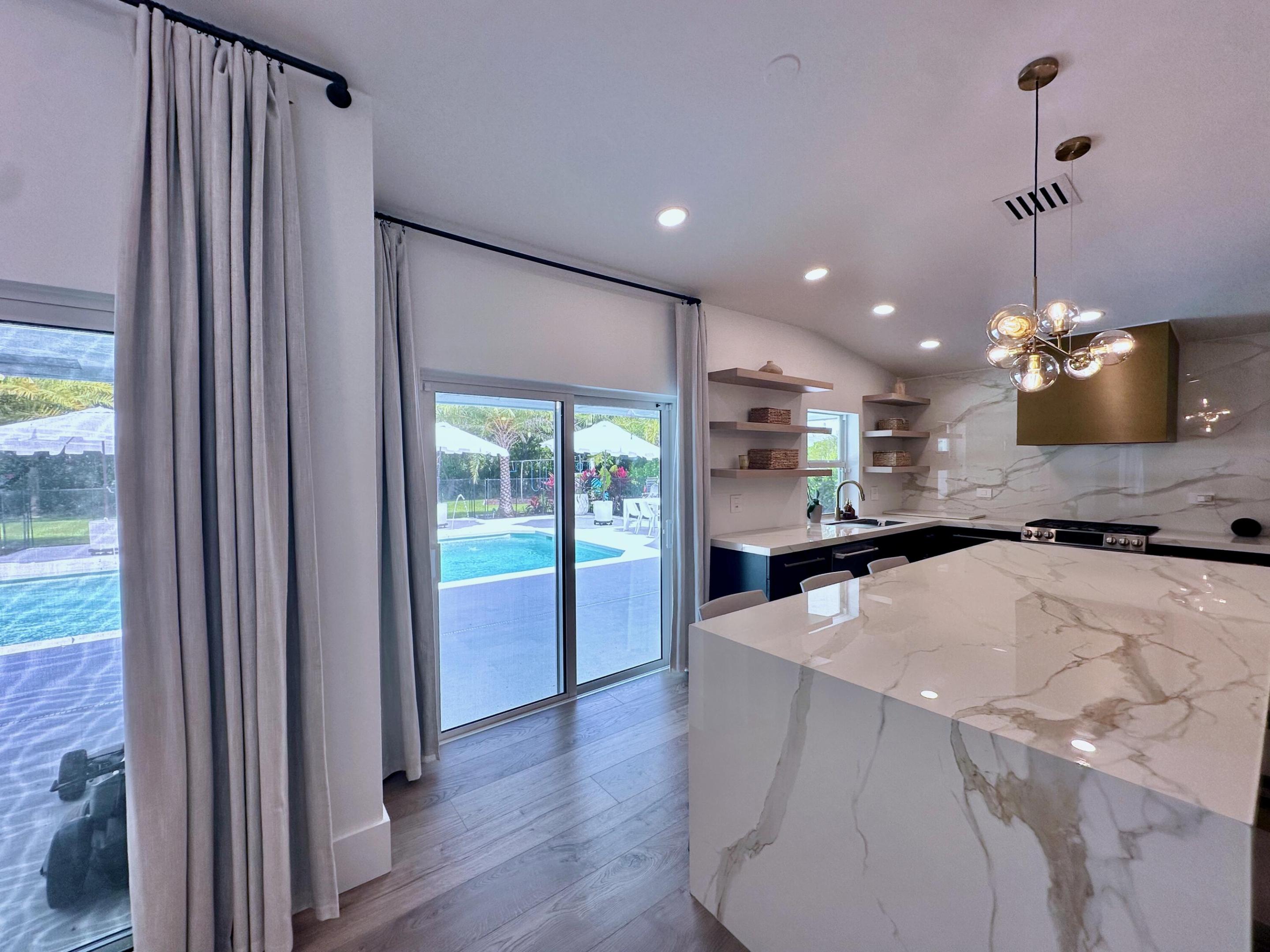 BOCA RATON BATH & TENNIS CLUB - Residential