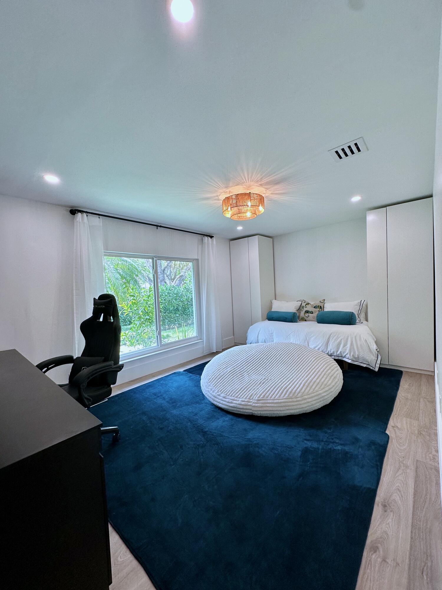 BOCA RATON BATH & TENNIS CLUB - Residential