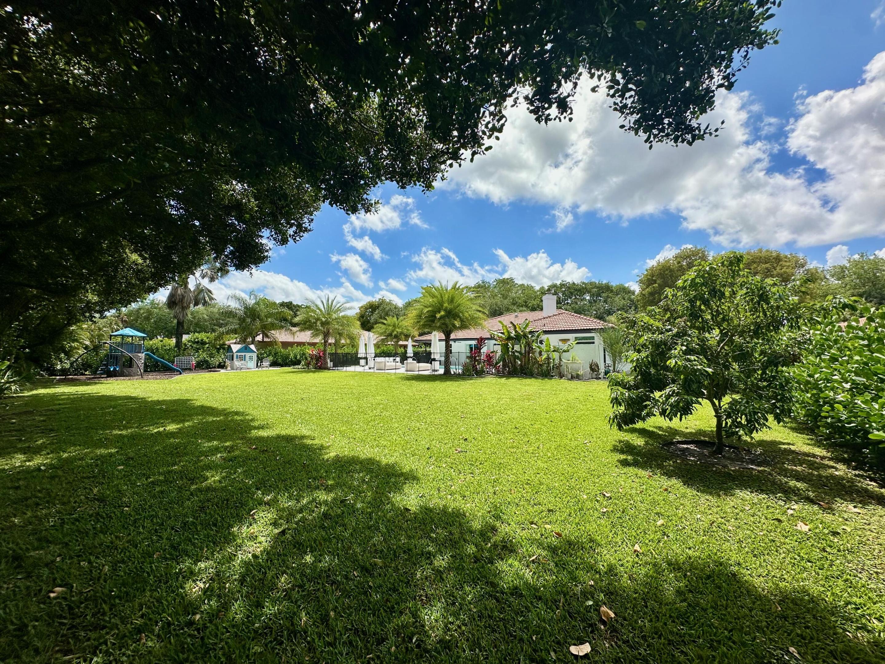 BOCA RATON BATH & TENNIS CLUB - Residential